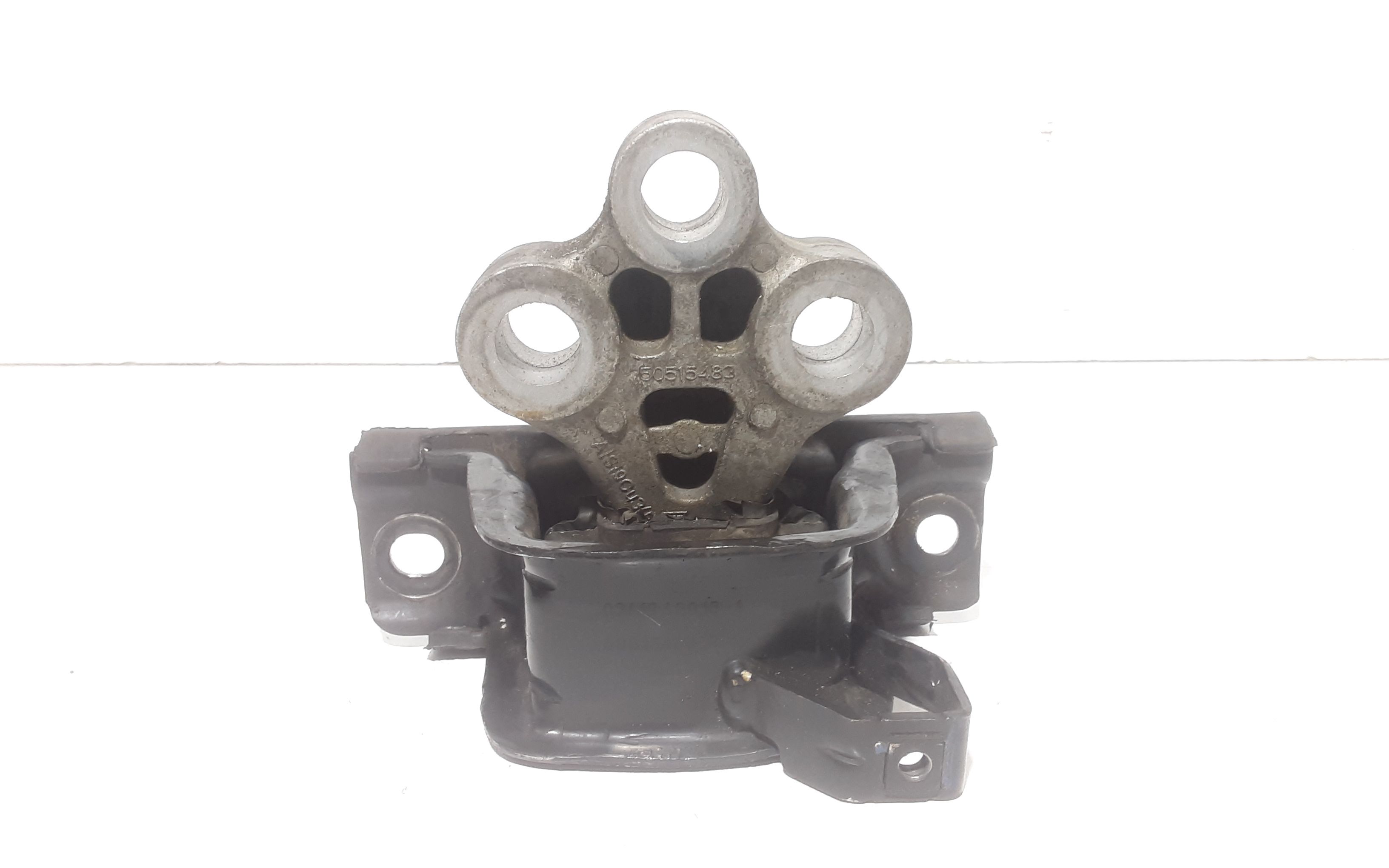 Piastra Alloggiamento Supporto Motore (Con Eventuale Bielletta O Tirante Associato) Usato