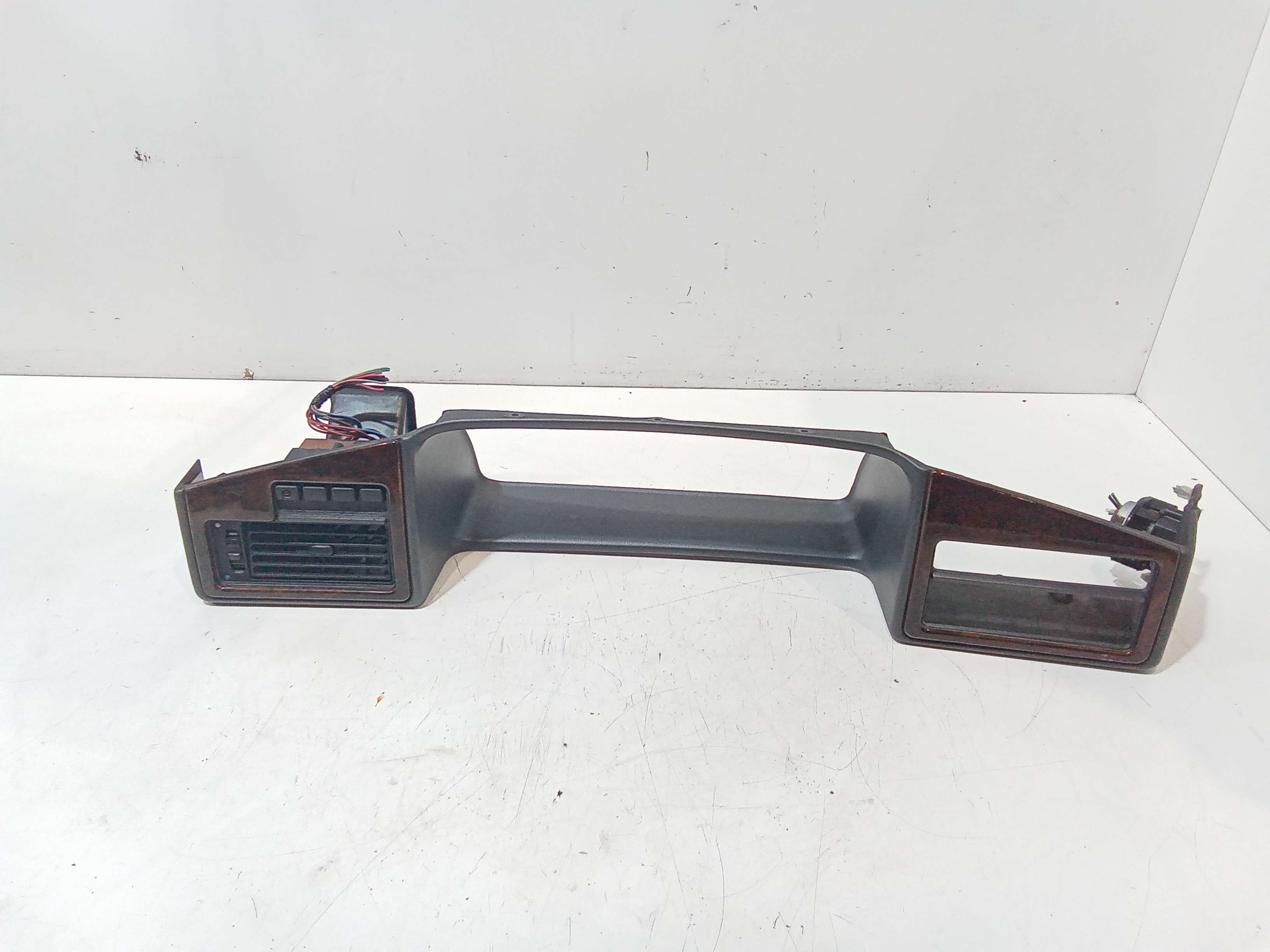 Cornice Portastrumenti Usato