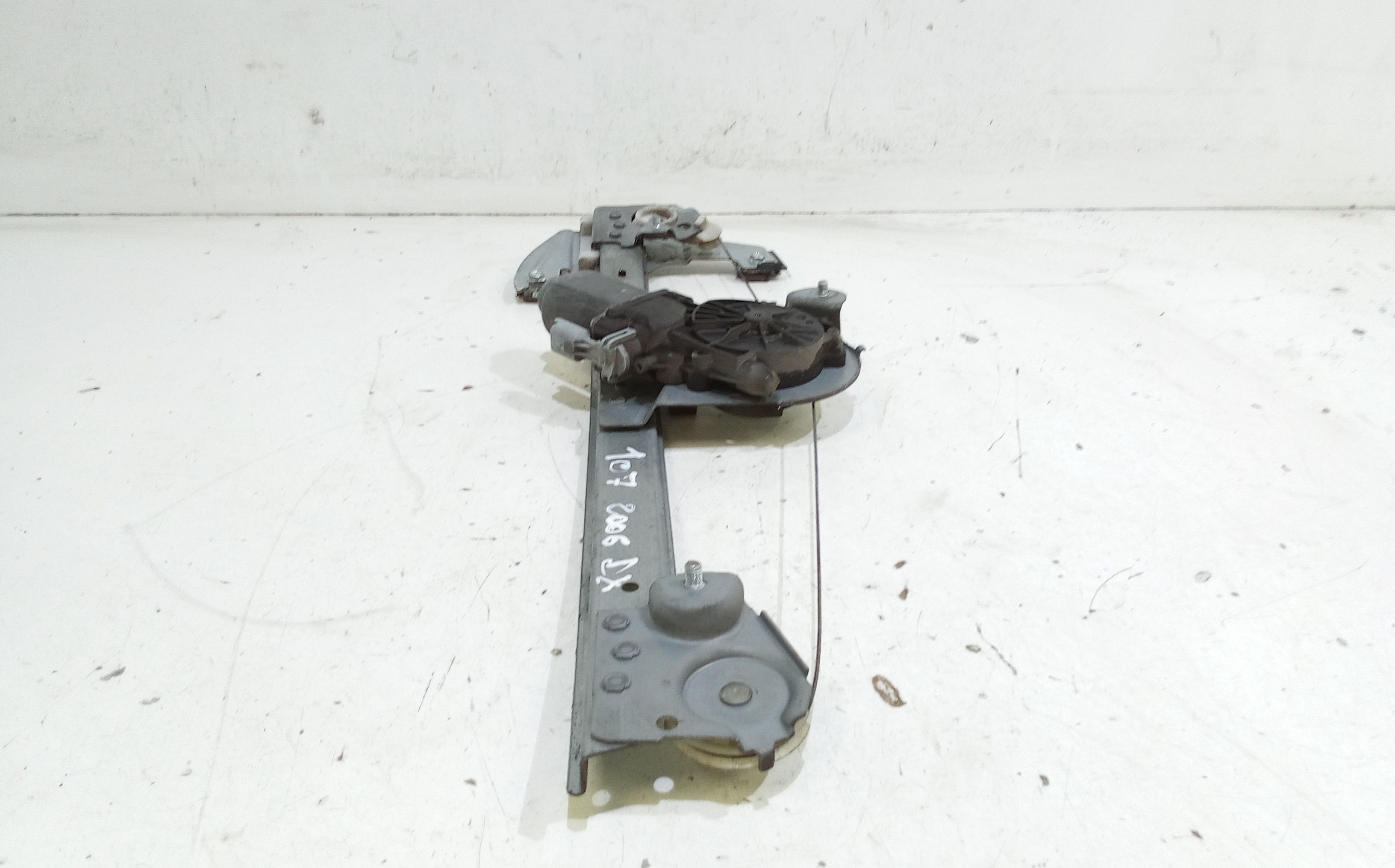 Alzacristallo Porta Ant. Destro 9222V6 Usato