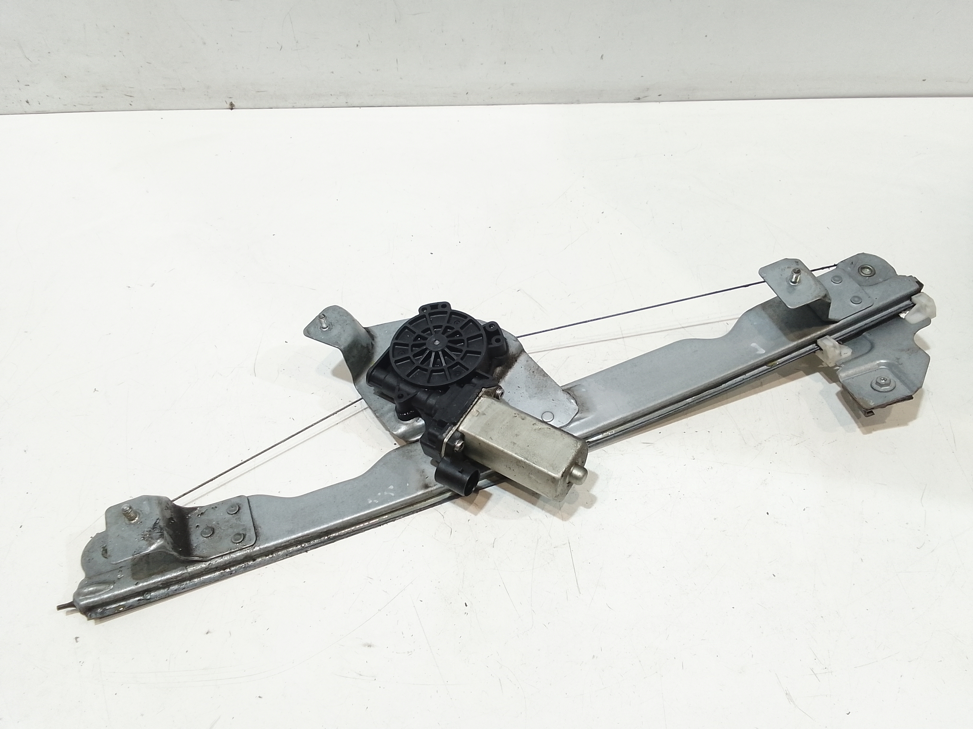 Alzacristallo Porta Ant. Destro 8200733825 Usato