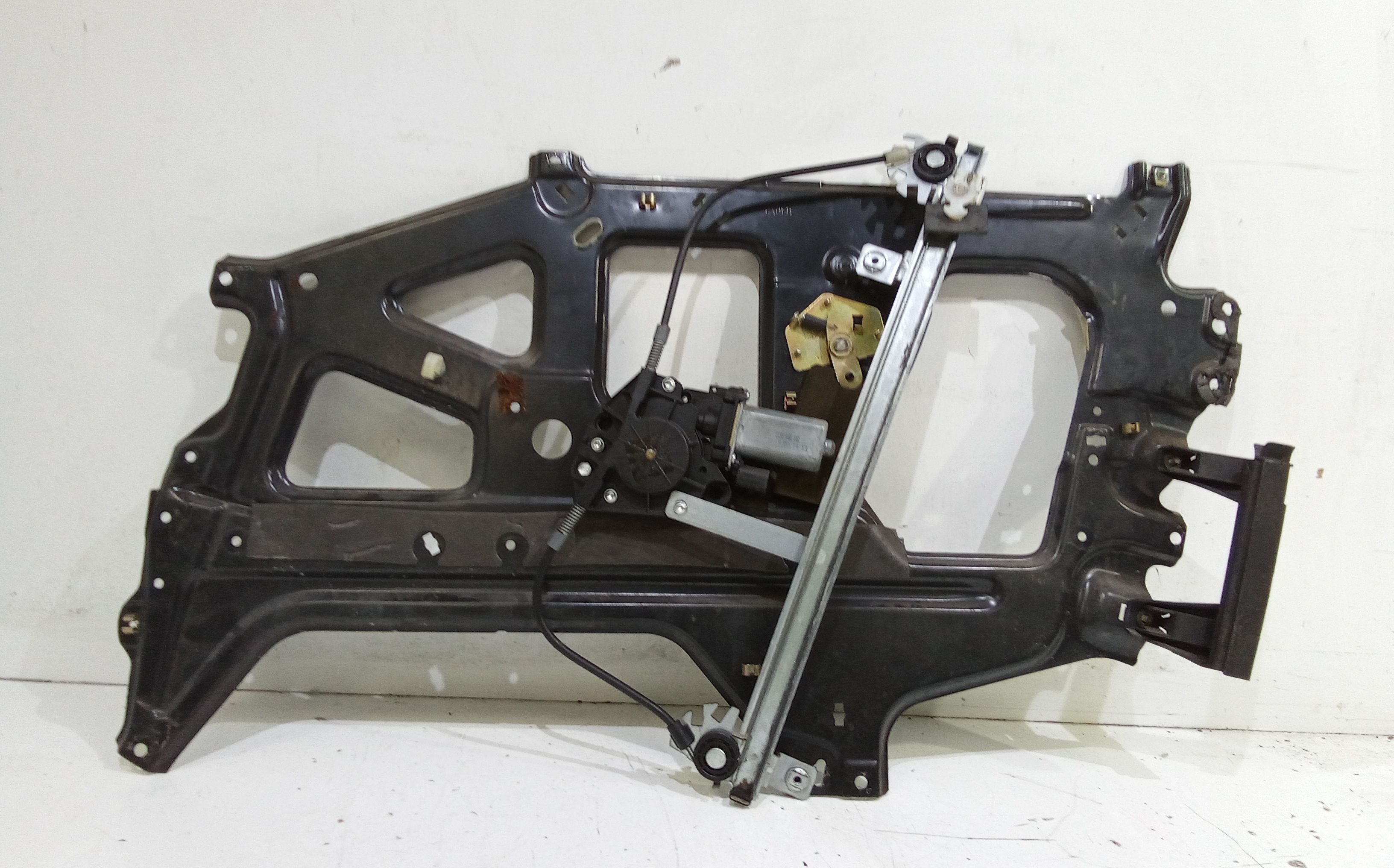 Alzacristallo Porta Ant. Sinistro Usato