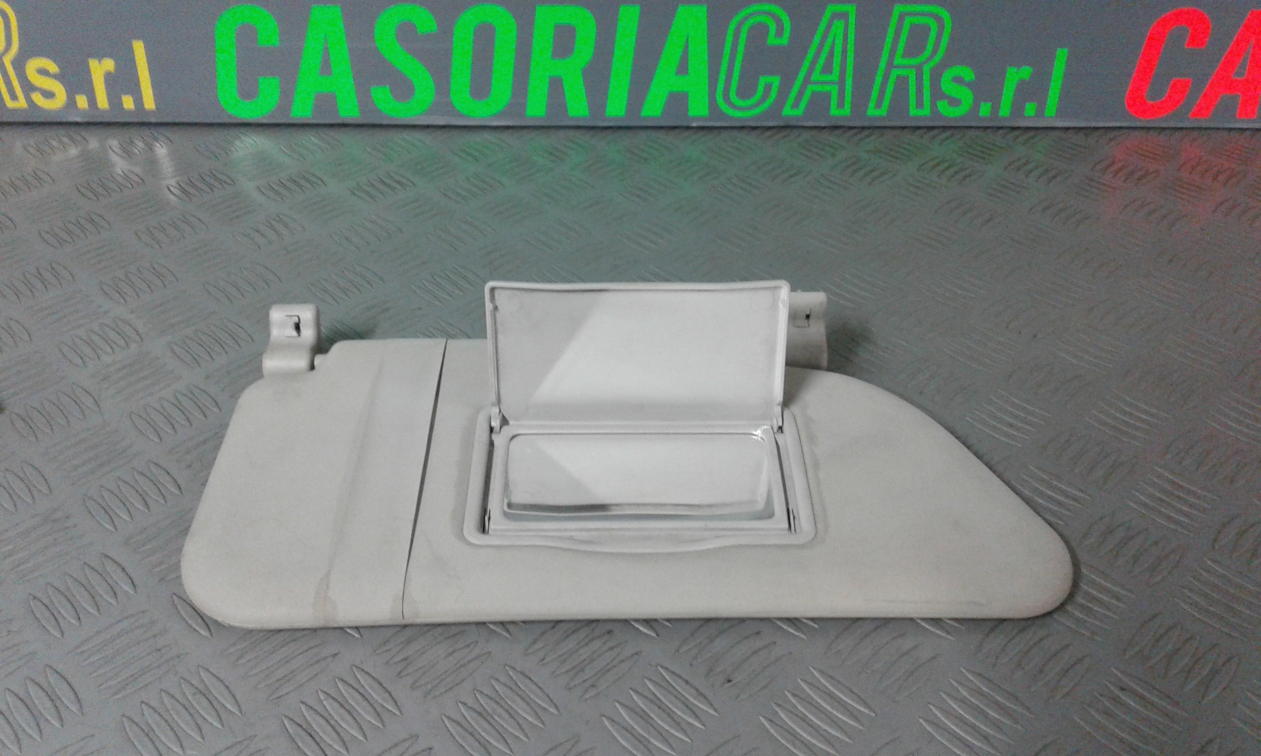 Aletta Parasole Parabrezza Destro Usato