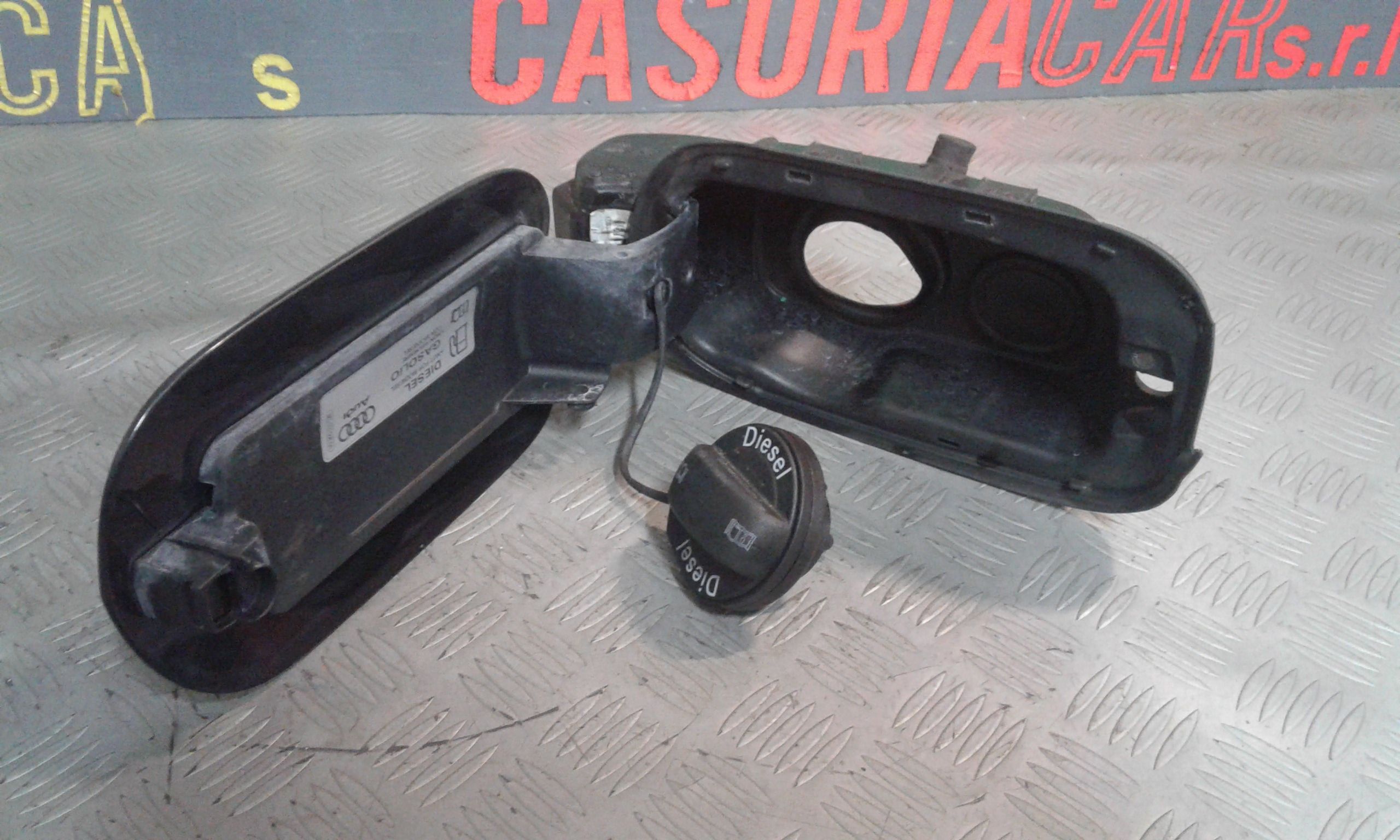 Sportello Carburante Usato