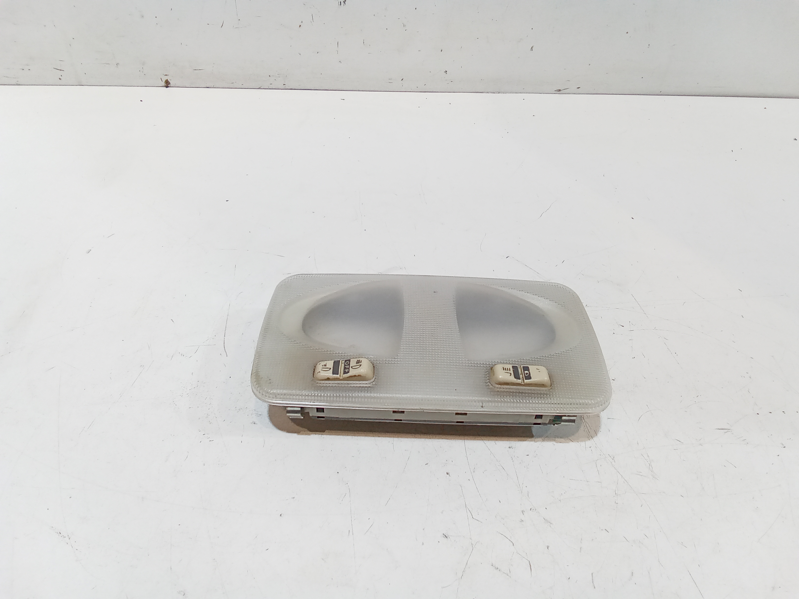 Luce Cortesia Ant. Tetto Usato