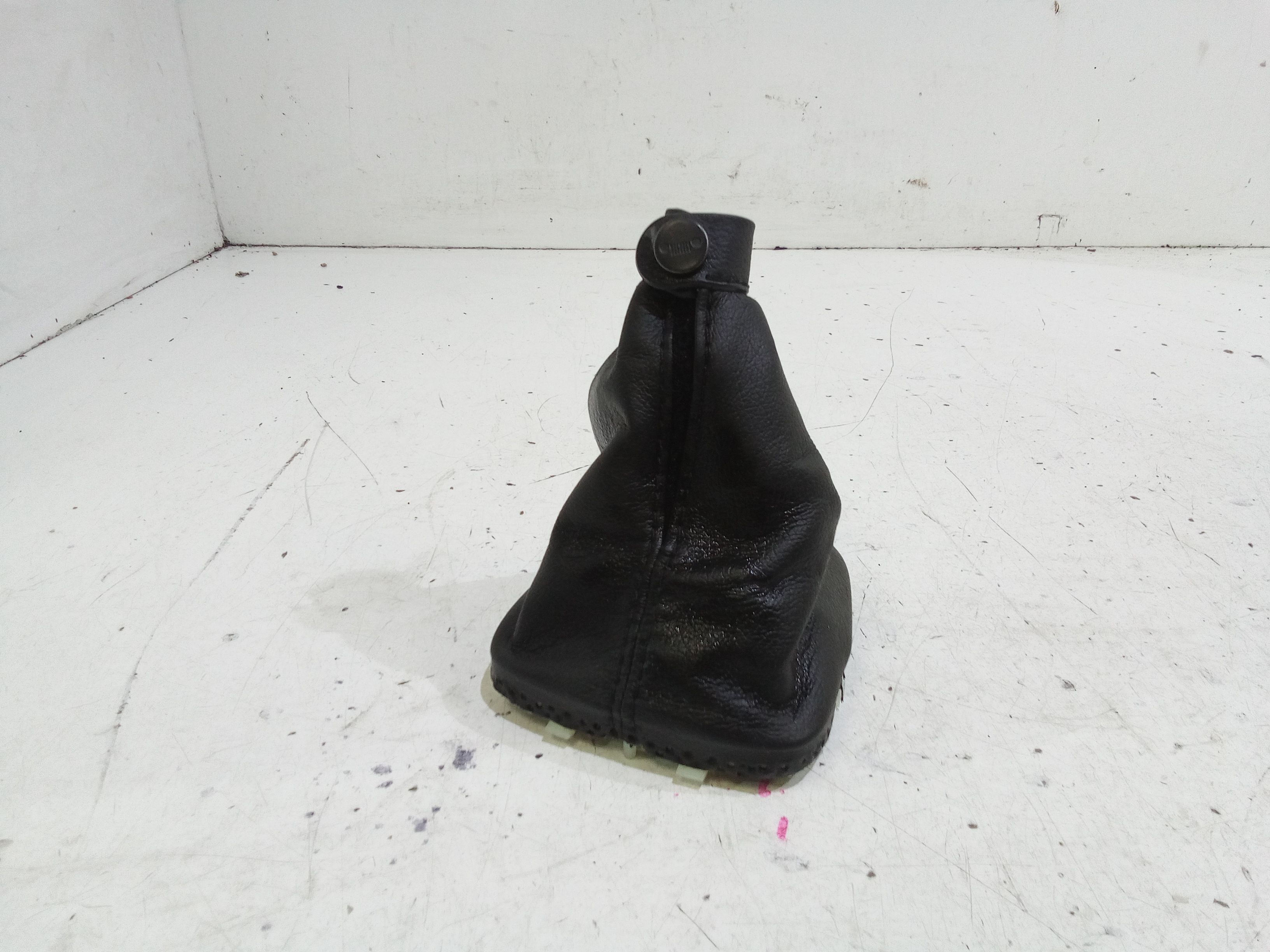 Cuffia Leva Cambio K6MZ68DX9AB Usato