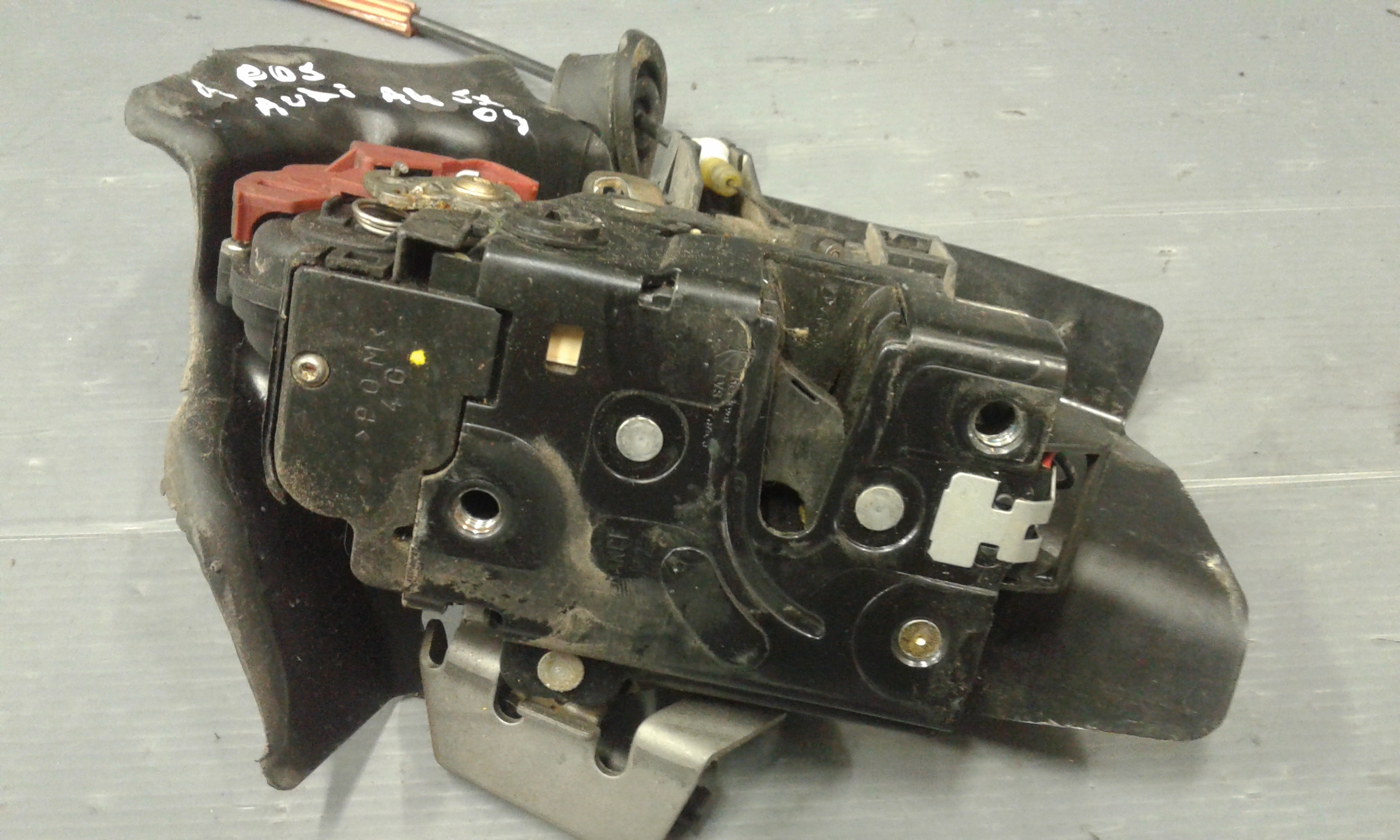 Serratura Porta Post. Sinistro 8E0839015C Usato