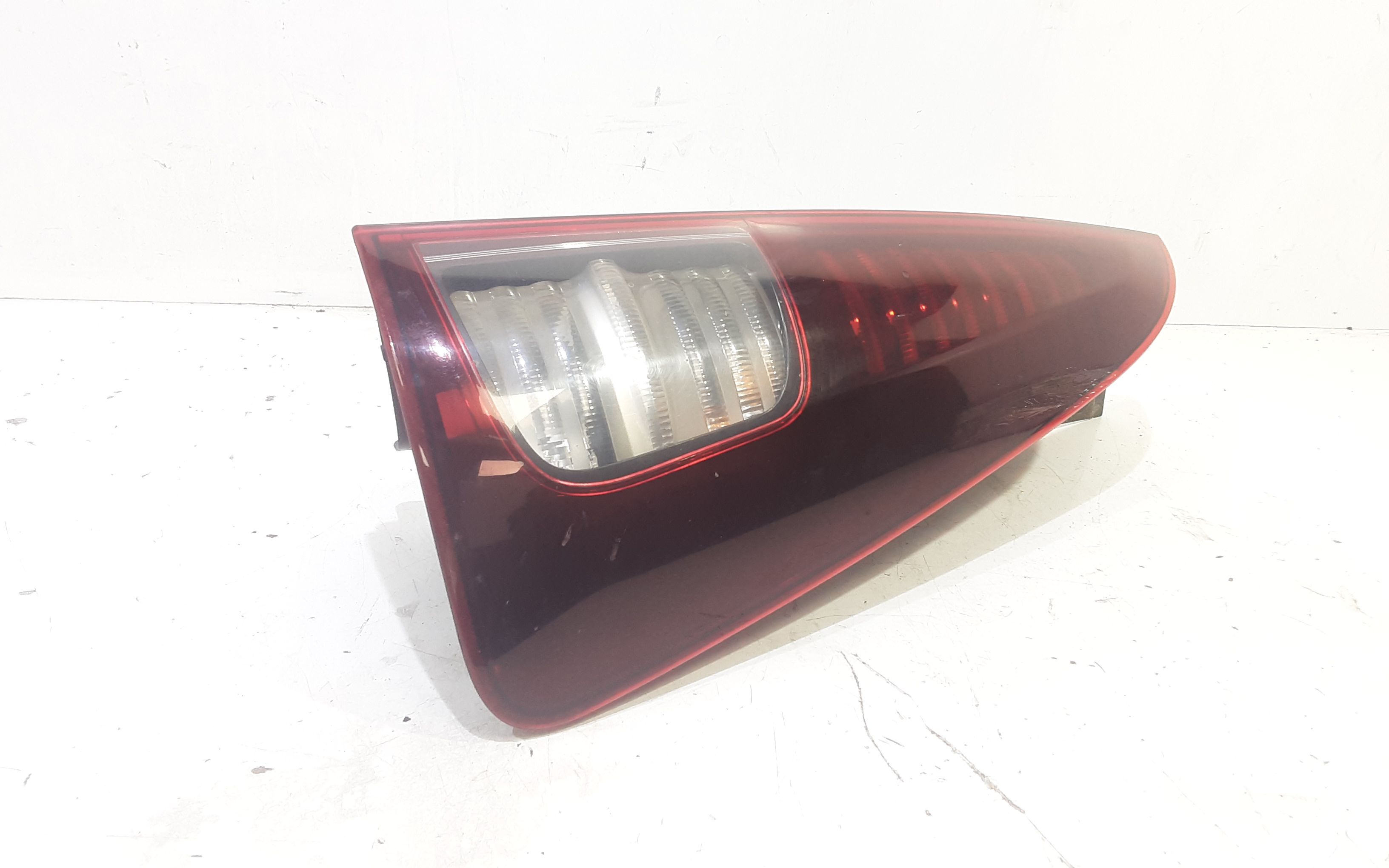 Fanale Post. Destro 8200394724 Usato