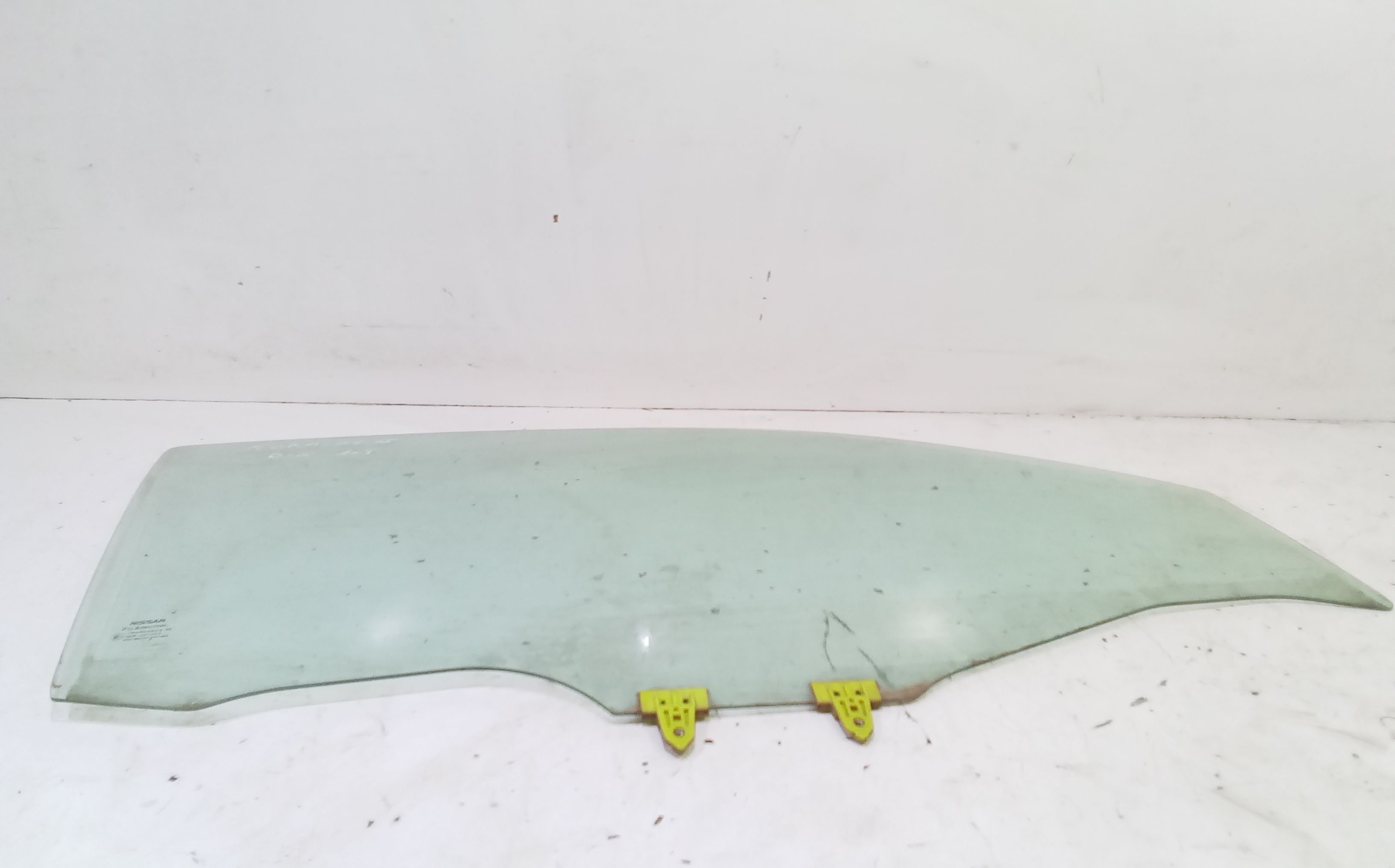 Scendente Porta Ant. Destro 80300AX600 Usato