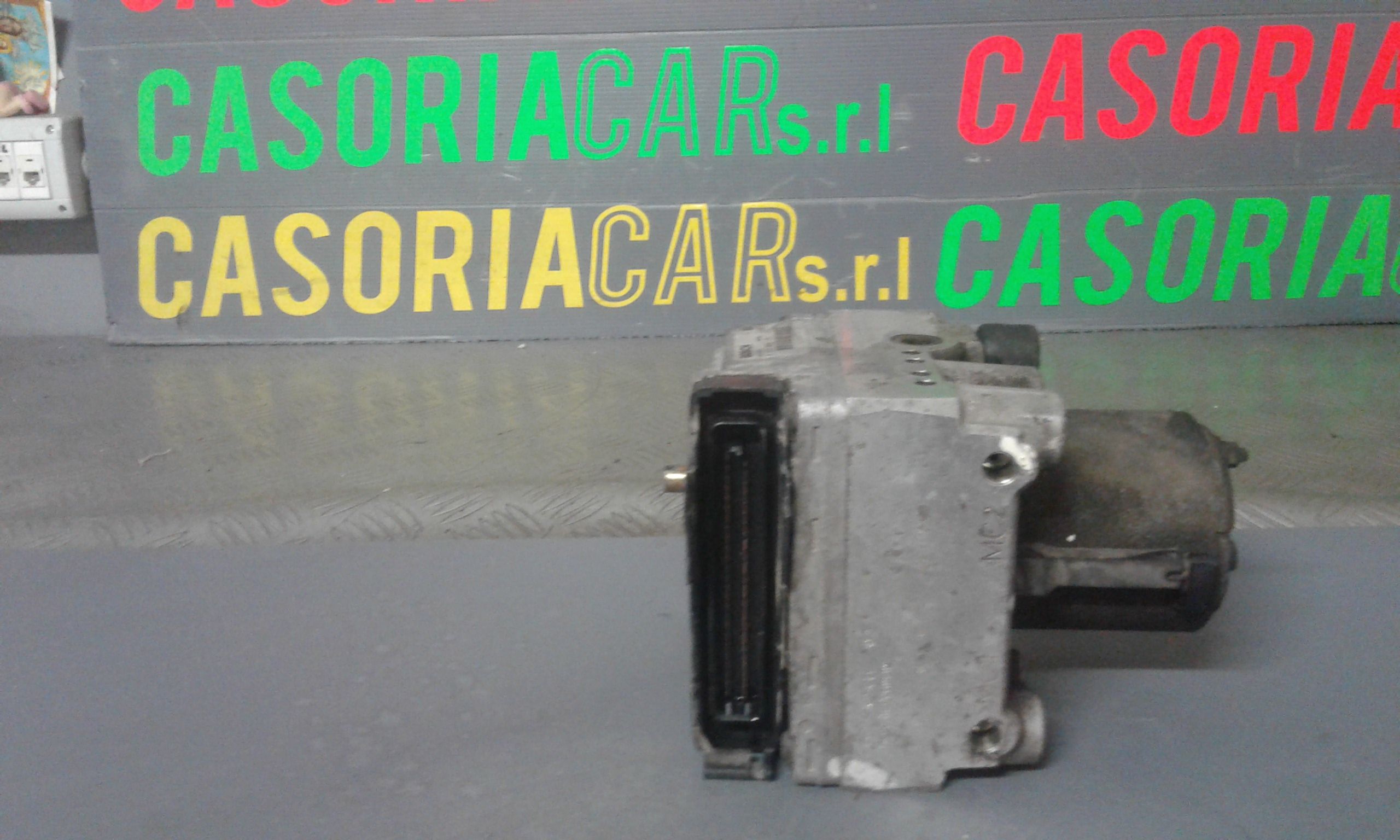 Pompa Abs 30856098 Usato