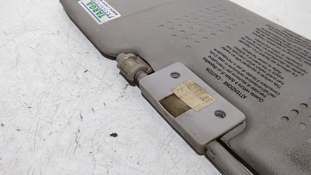 Aletta Parasole Parabrezza Sinistro 735244330 Usato