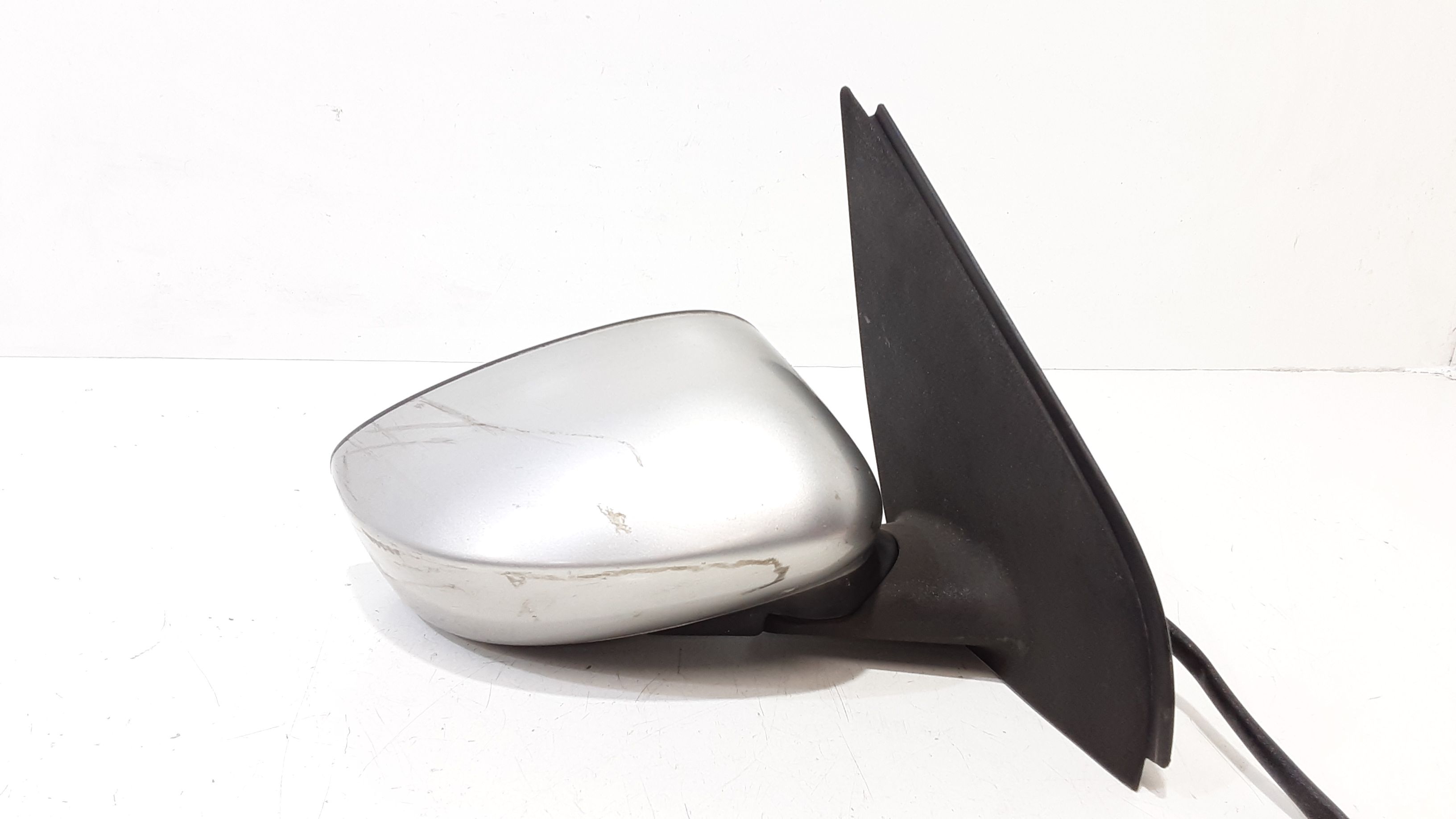 Retrovisore Est. Destro Usato