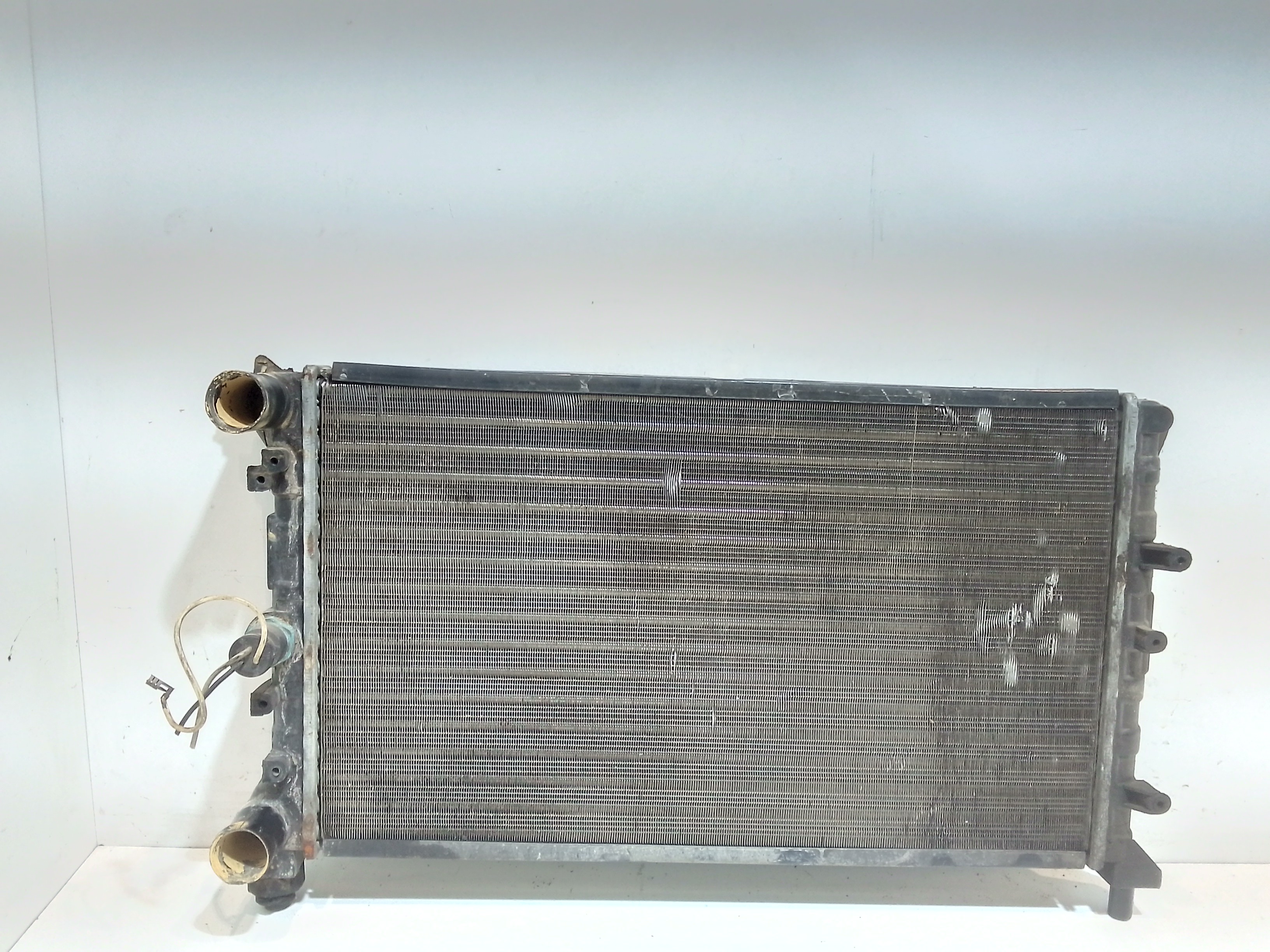 Radiatore 7685063 Usato