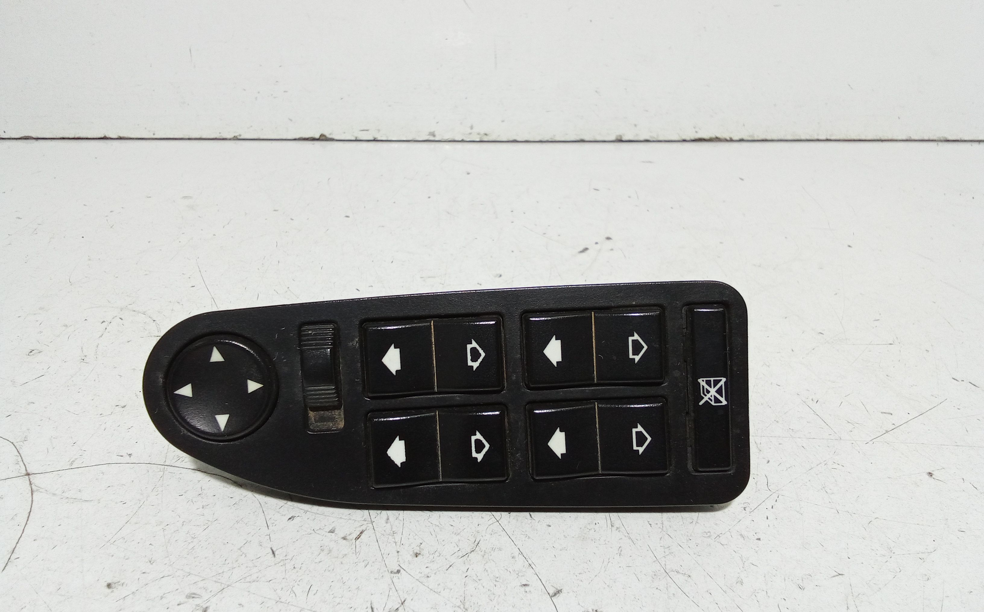 Interruttore Alzacristalli Porta Ant. Sinistro Usato