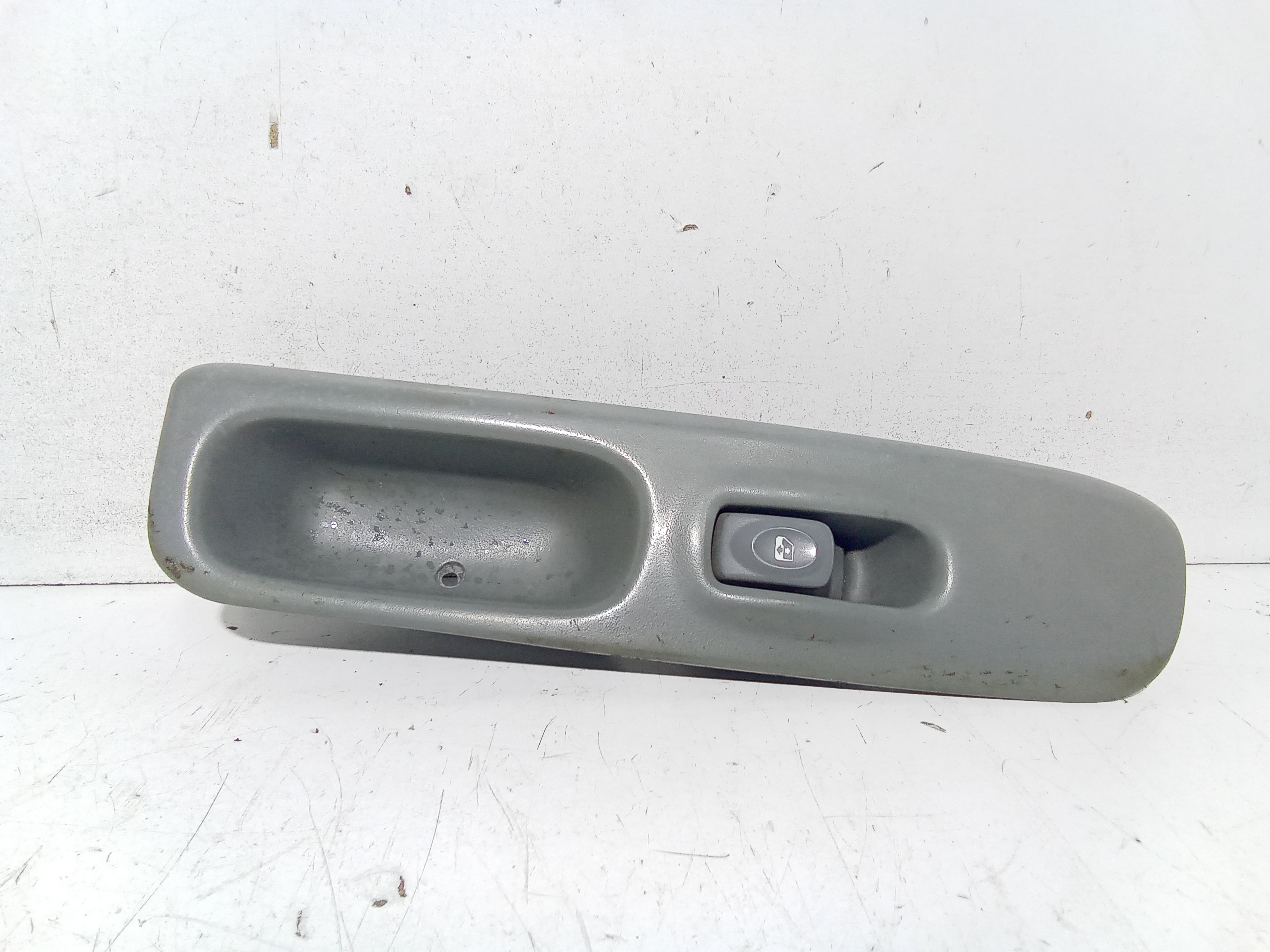 Interruttore Alzacristalli Porta Ant. Destro Usato