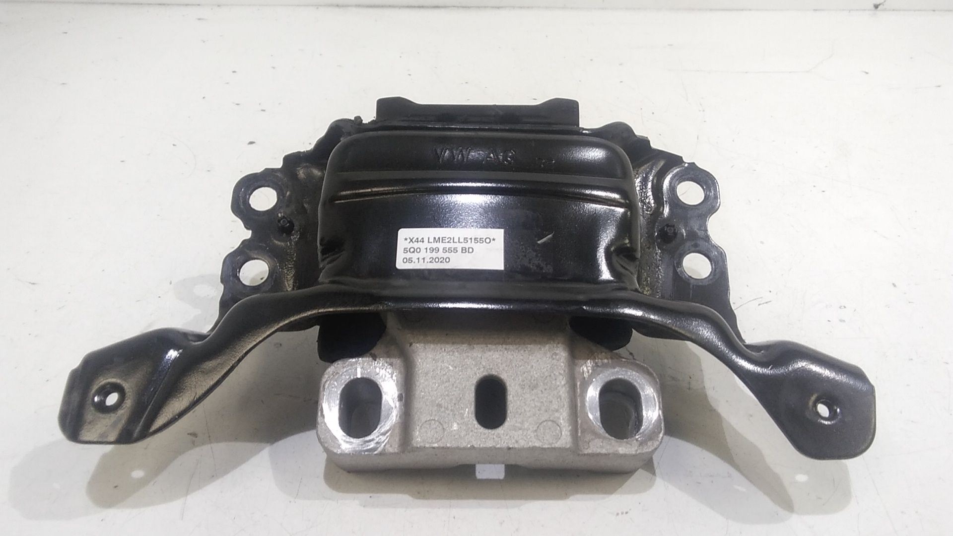 Piastra Alloggiamento Supporto Motore (Con Eventuale Bielletta O Tirante Associato) Usato