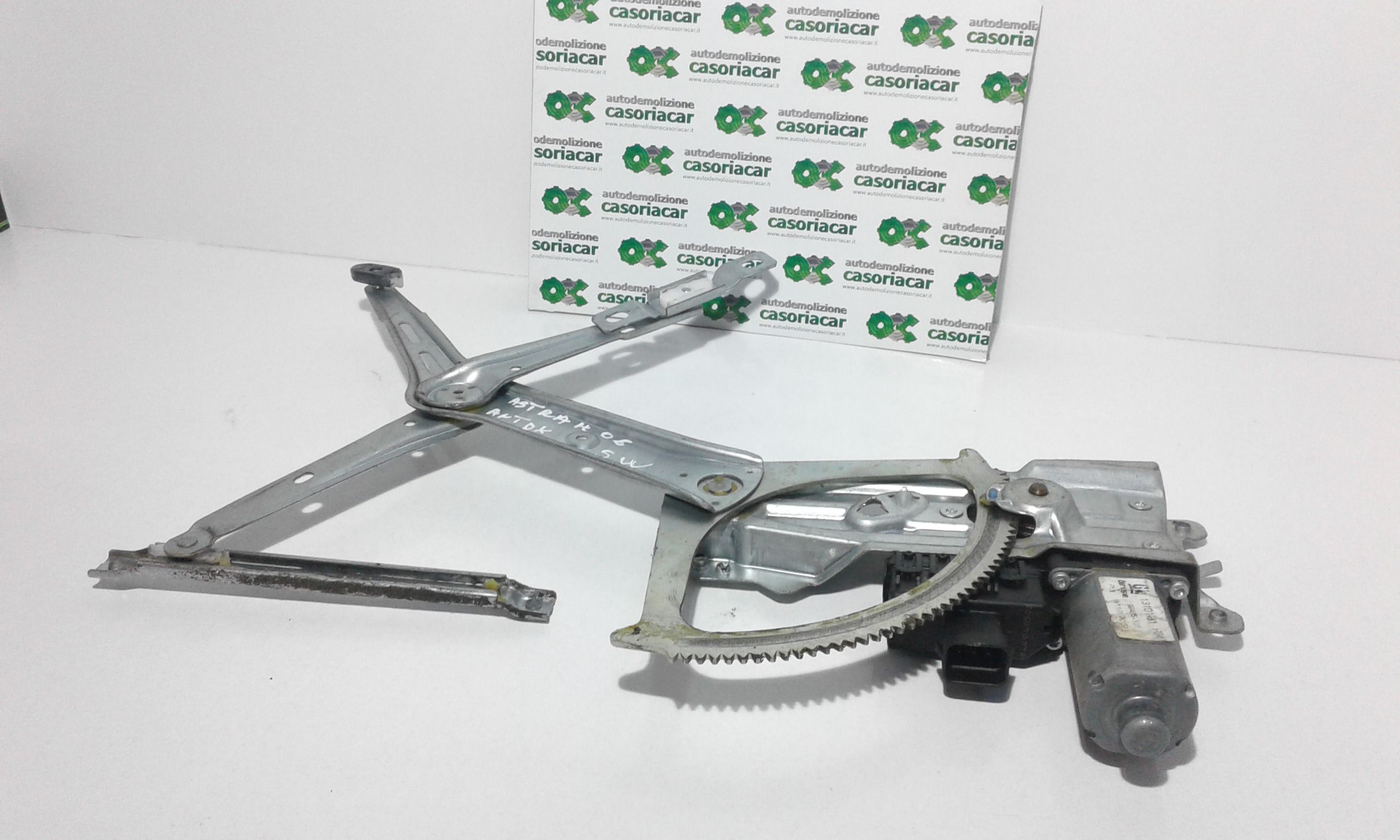 Alzacristallo Porta Ant. Destro Usato