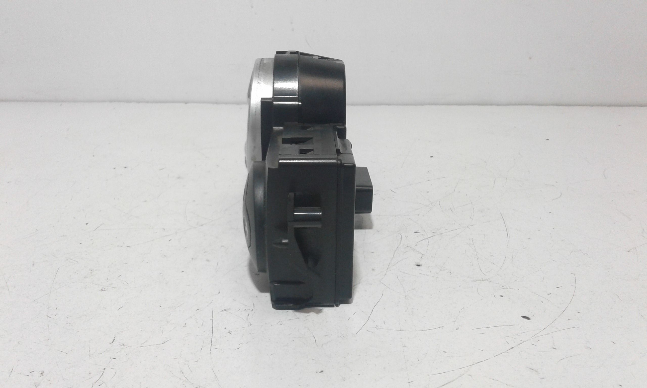 Blocco Comando Climatizzazione 7701056580 Usato