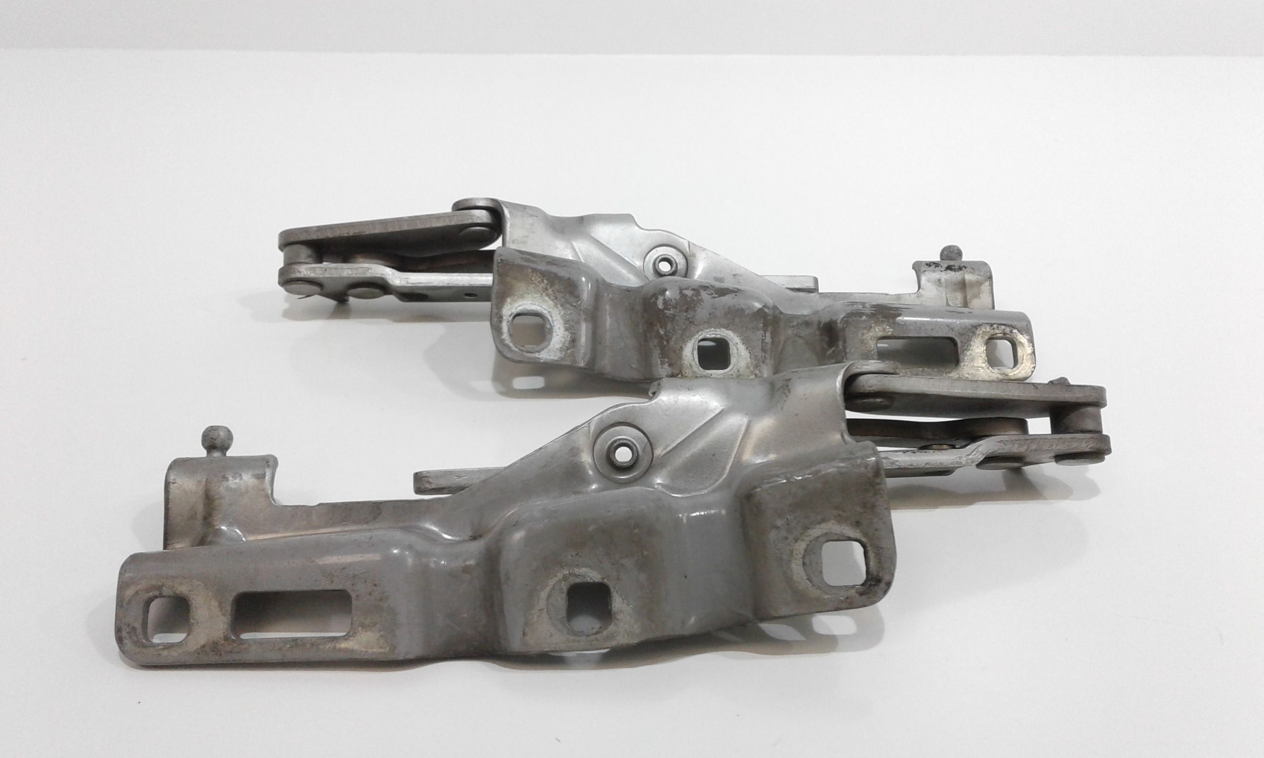 Cerniera Cofano Ant. Sinistro A2038800328 Usato