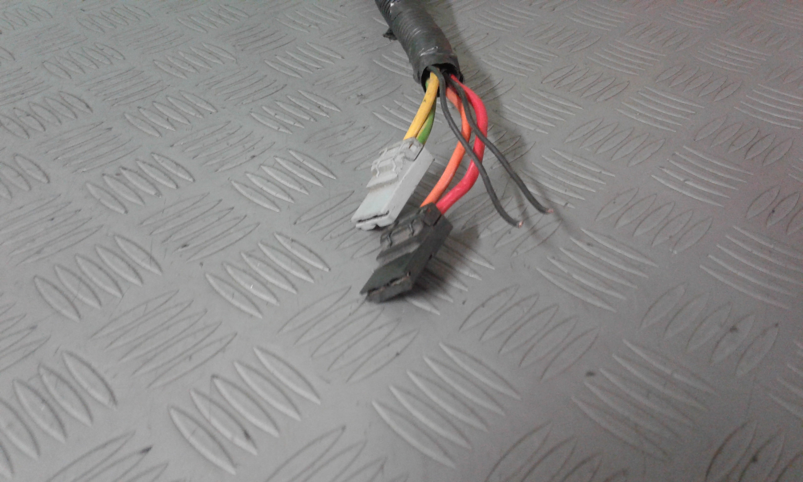 Commutatore Avviamento Con Cilindretti Serrature Usato