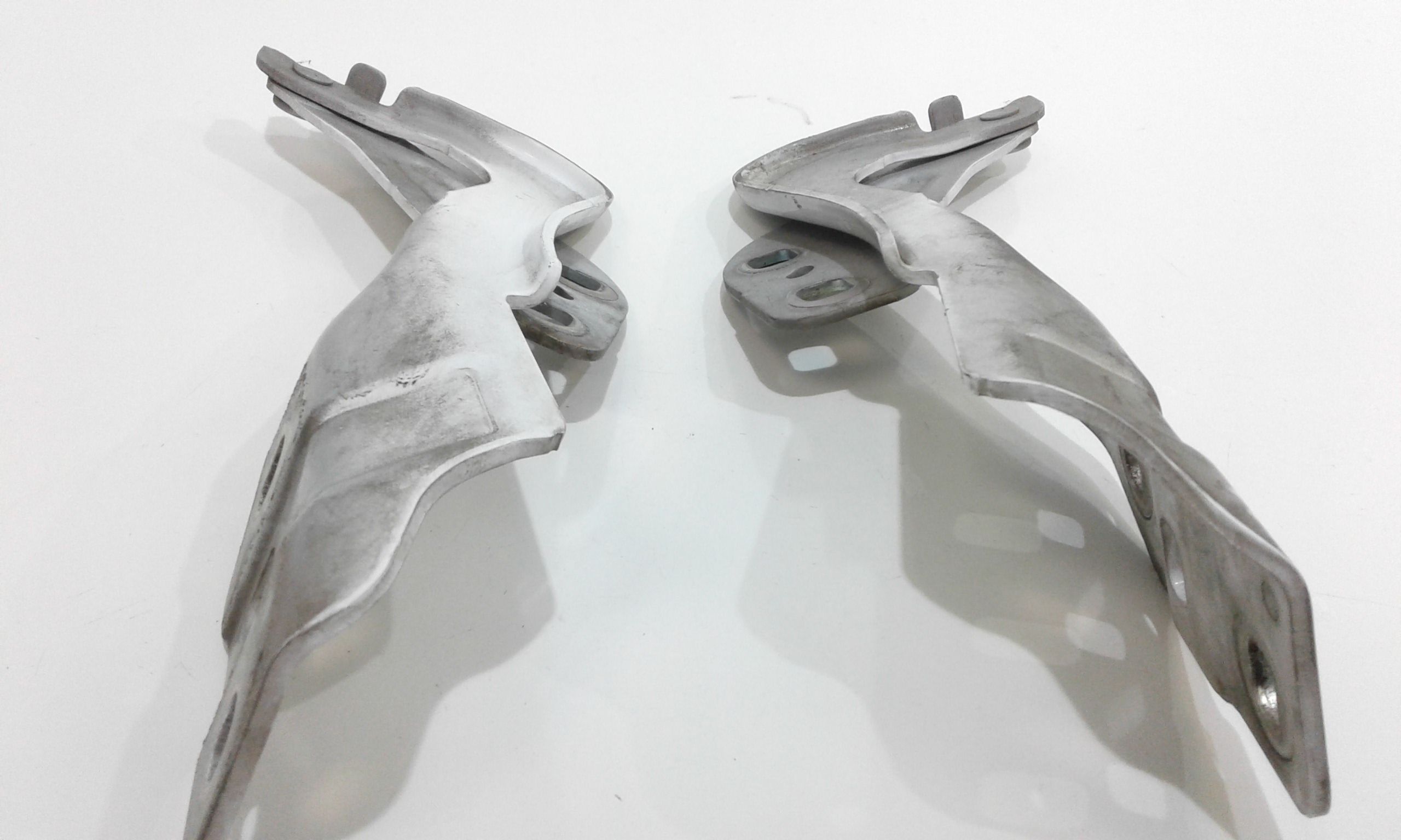 Cerniera Cofano Ant. Sinistro 1908912 Usato