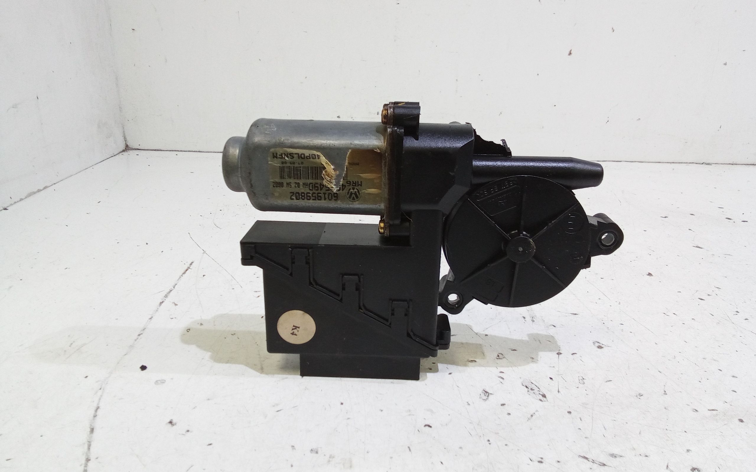 Motorino Alzacristallo Porta Ant. Destro 6Q1959802A005 Usato