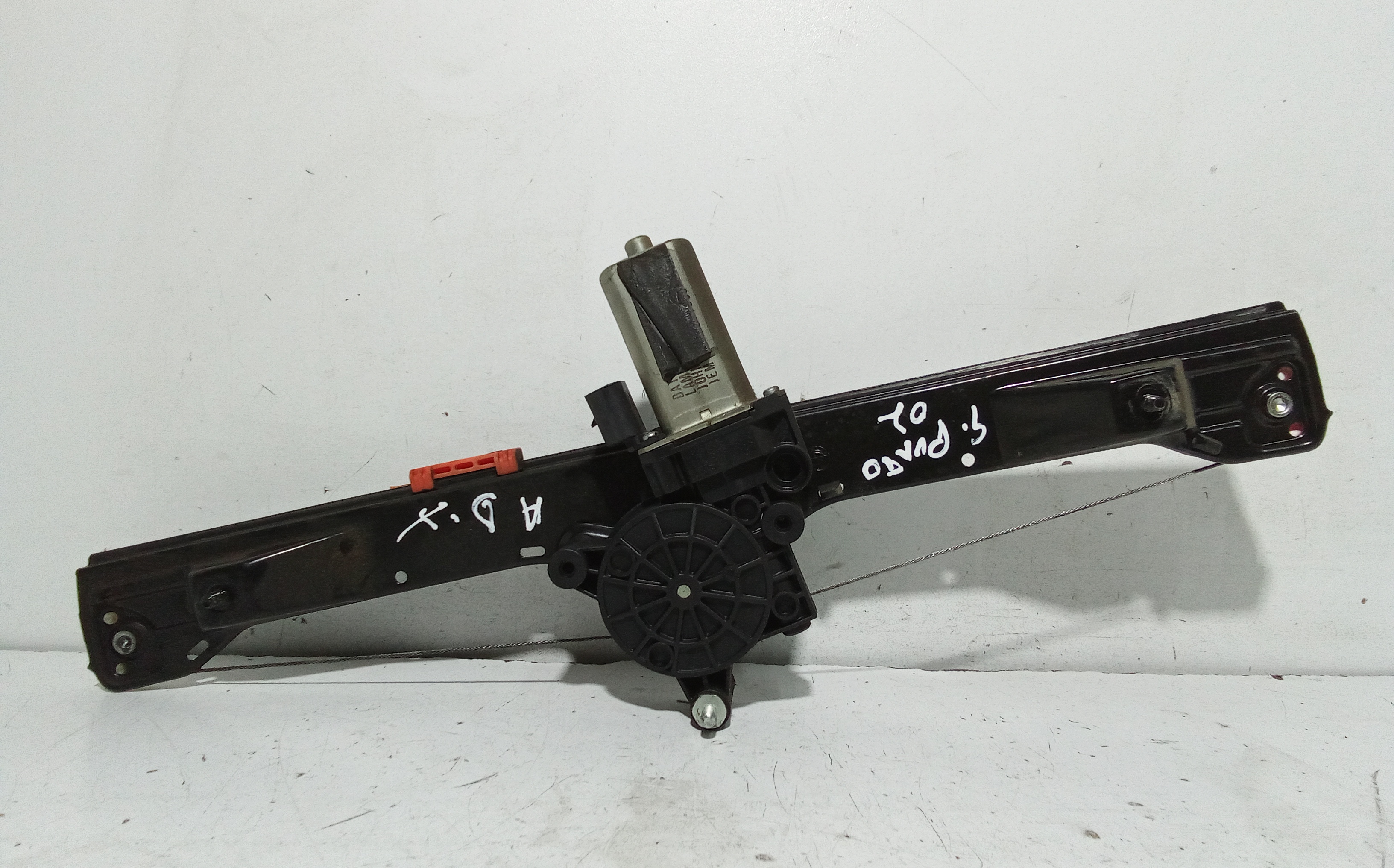 Alzacristallo Porta Ant. Destro Usato