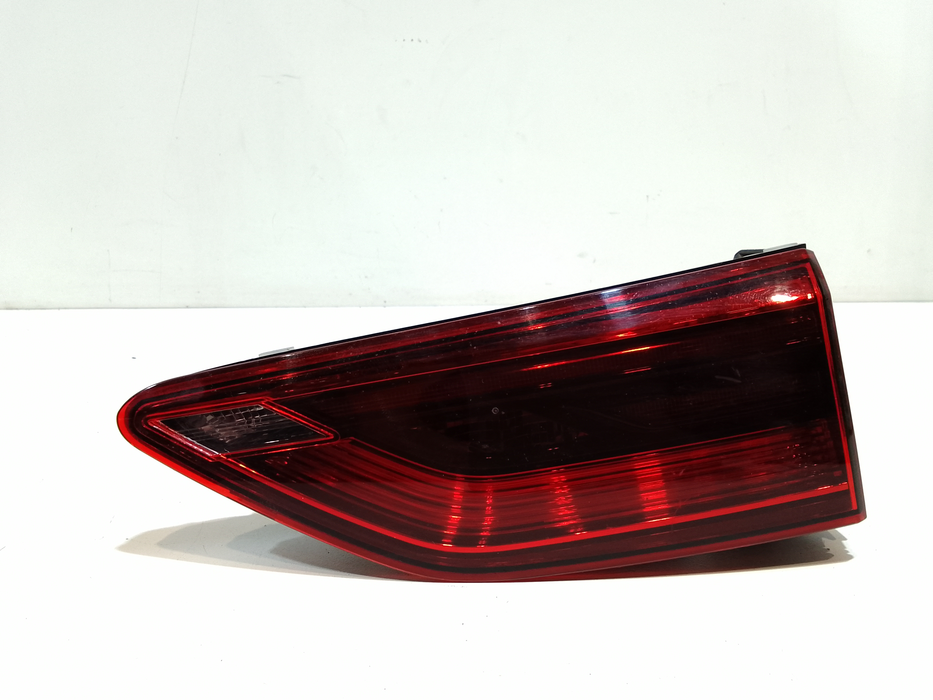 Fanale Post. Parte Int. Destro 5H0945094C Usato