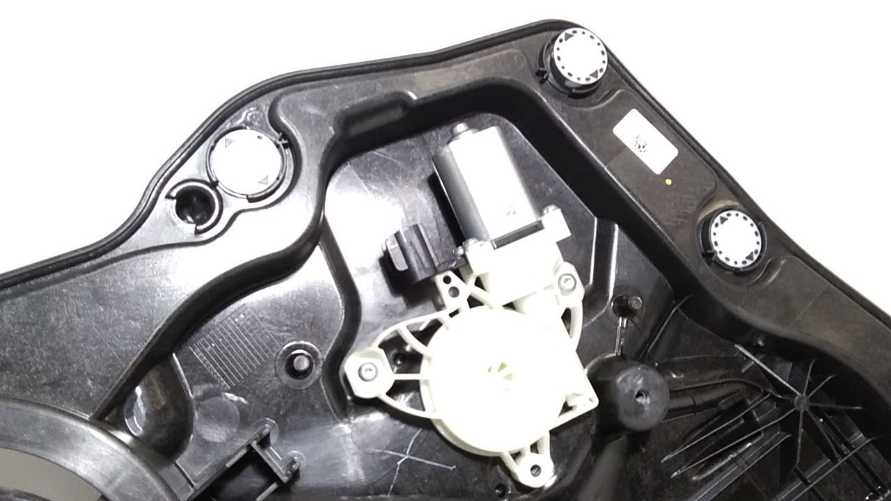 Alzacristallo Porta Post. Destro Usato