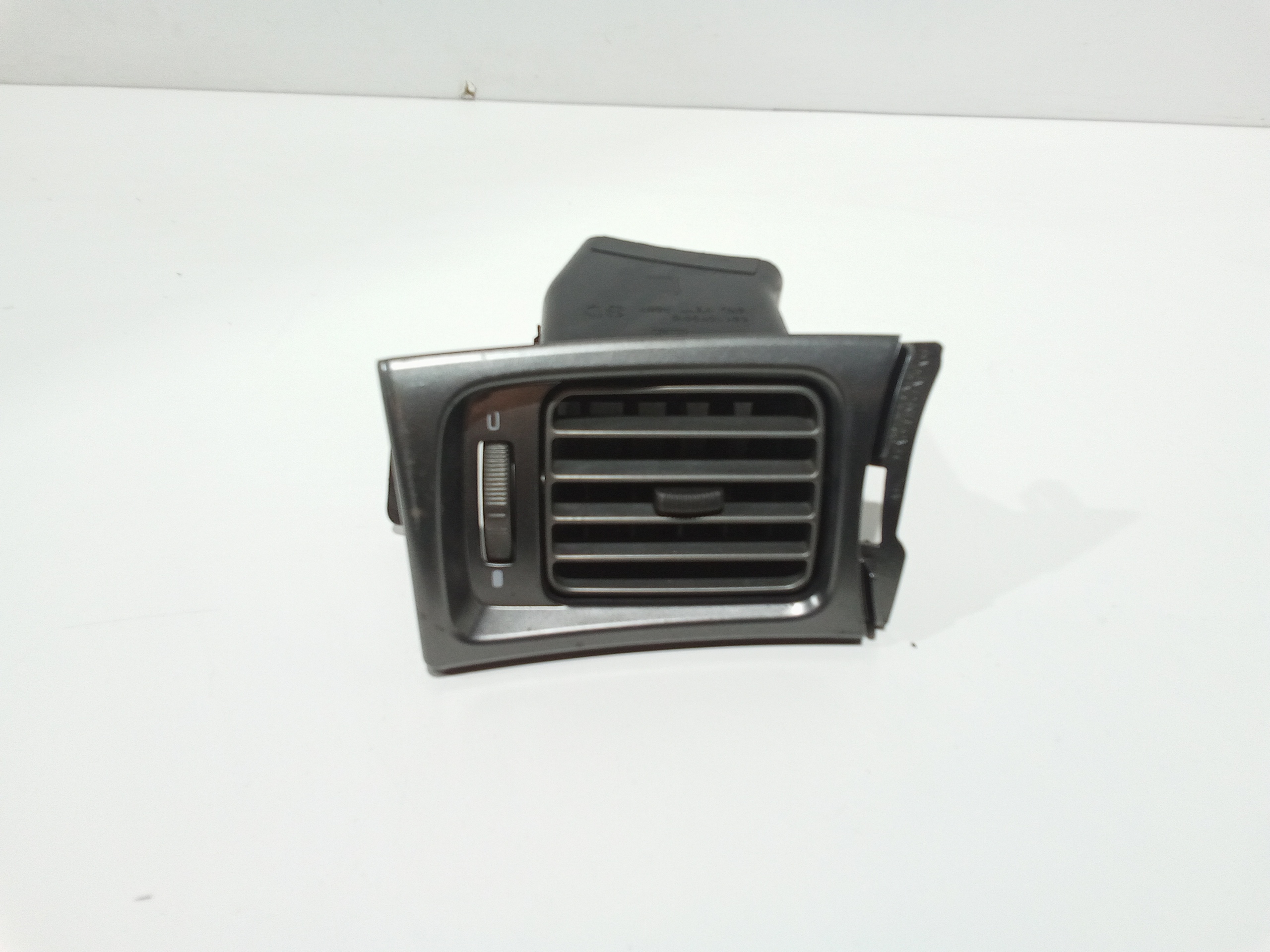 Condotto Aria Bocchette Lat. Cruscotto Sinistro Usato