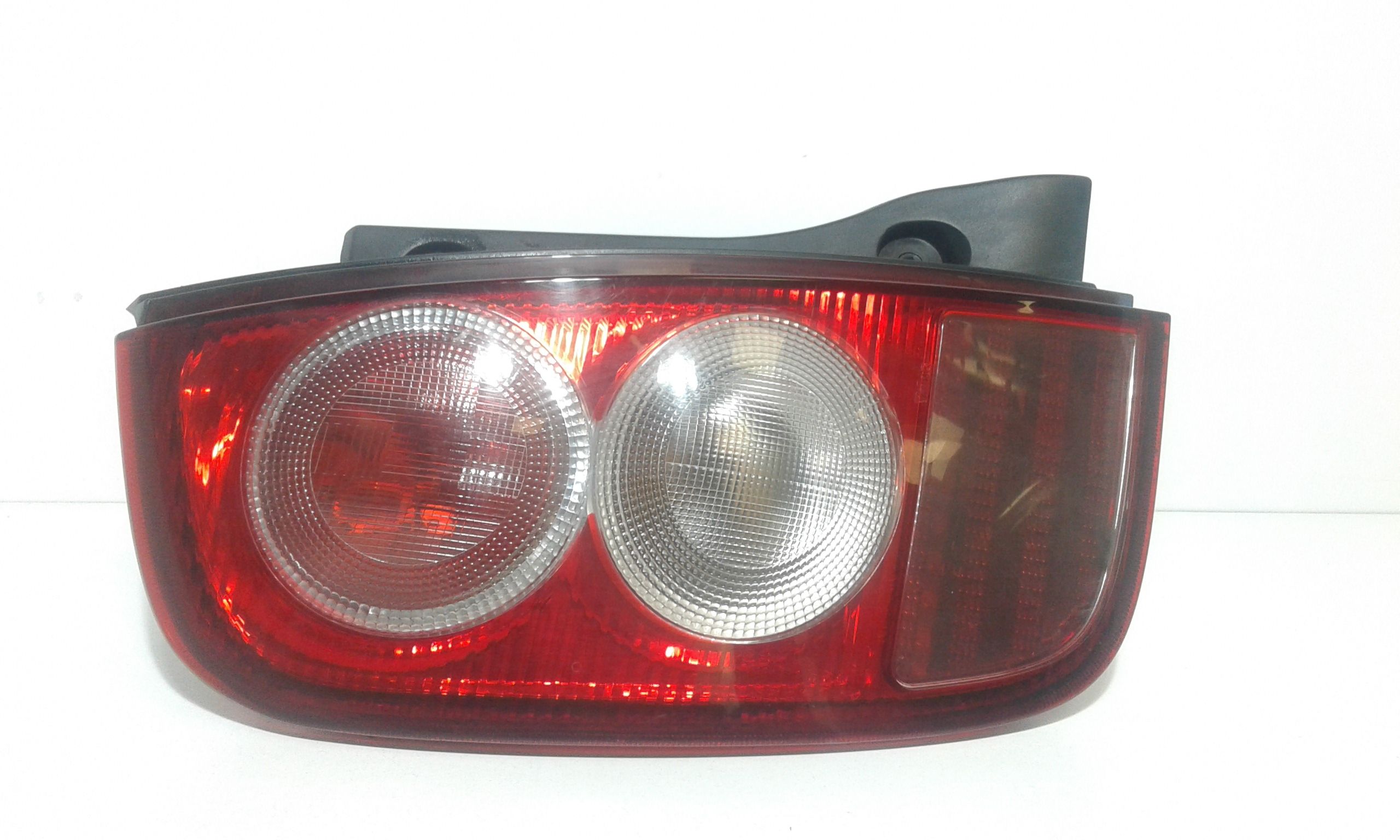 Fanale Post. Sinistro 26555AX720 Usato