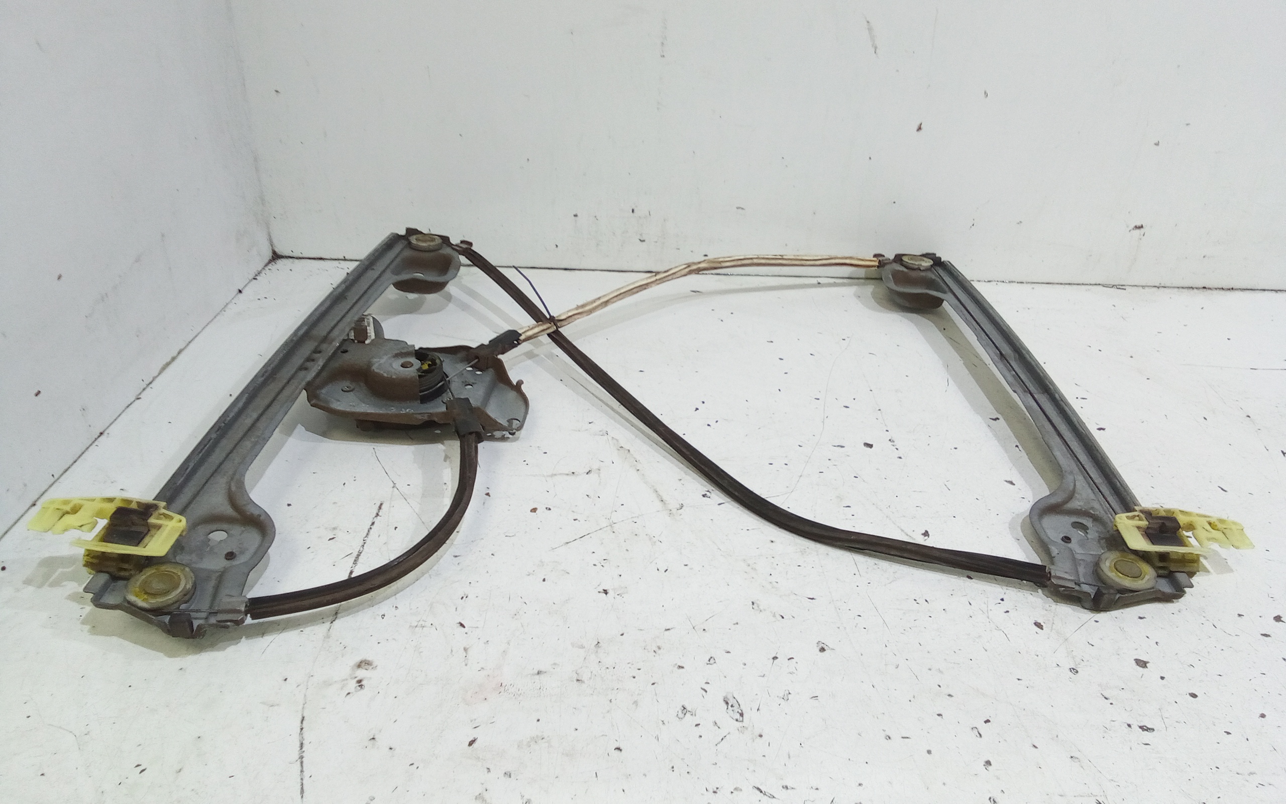 Alzacristallo Porta Ant. Sinistro Usato