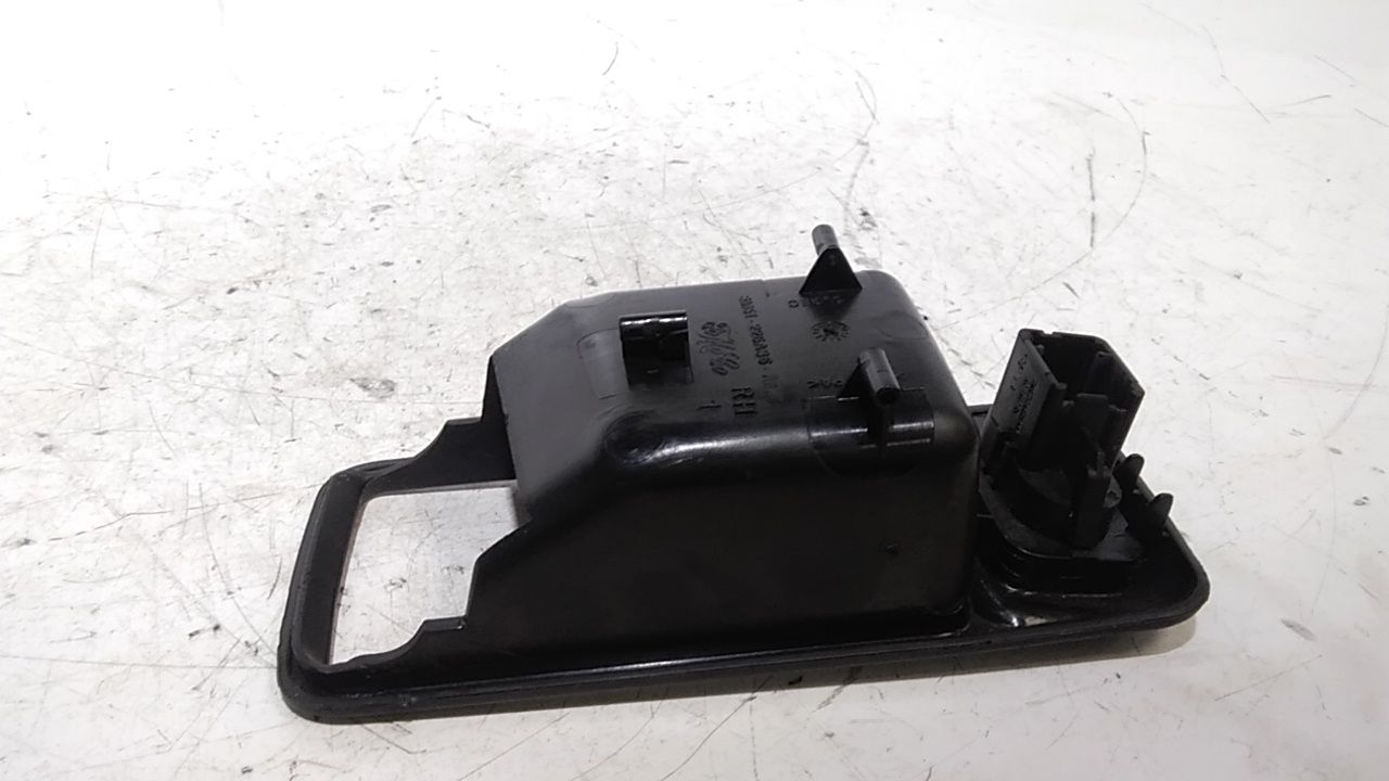 Interruttore Alzacristalli Porta Post. Destro 1471913 Usato