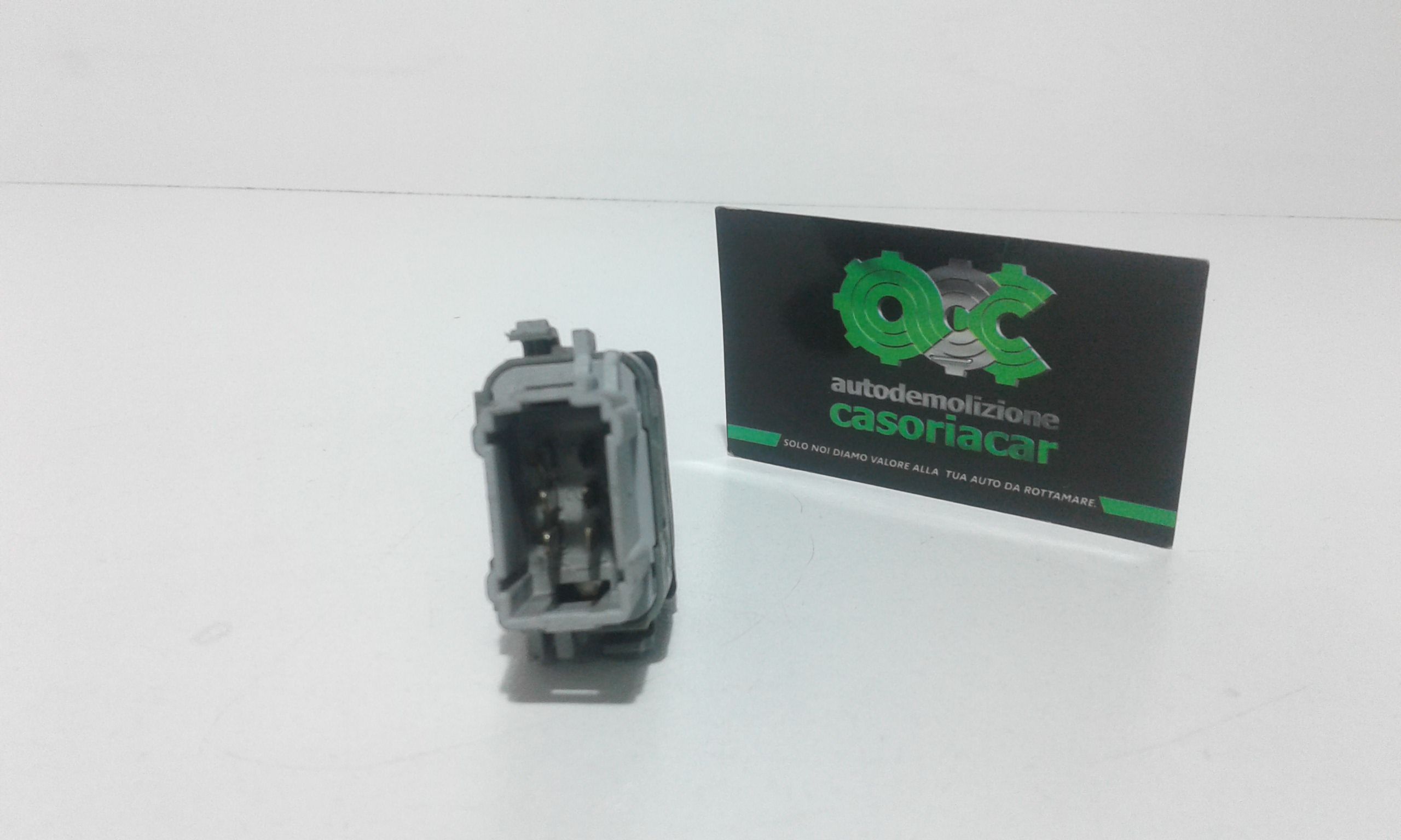 Interruttore Alzacristalli Porta Ant. Destro 8200170758 Usato