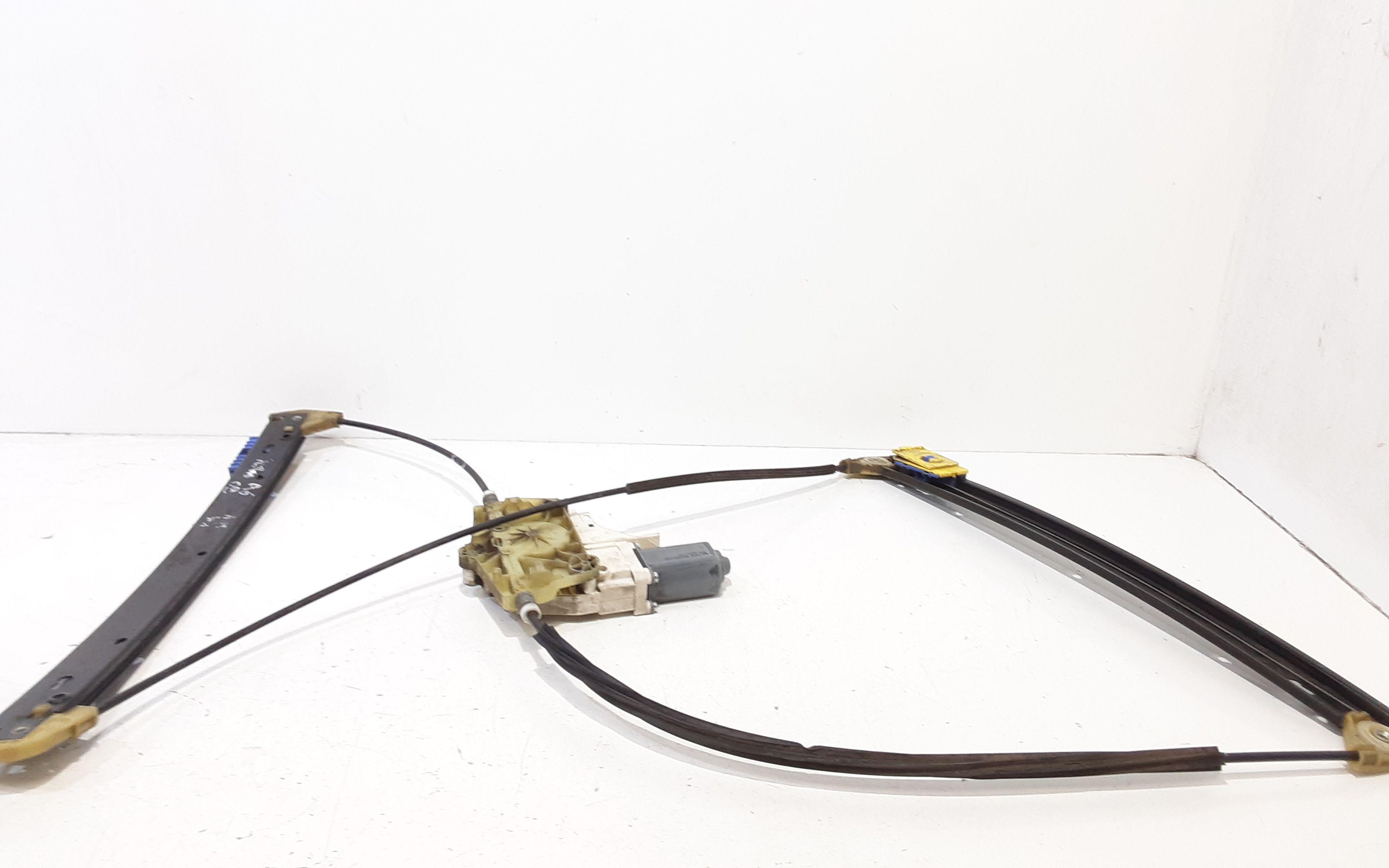 Alzacristallo Porta Ant. Destro Usato