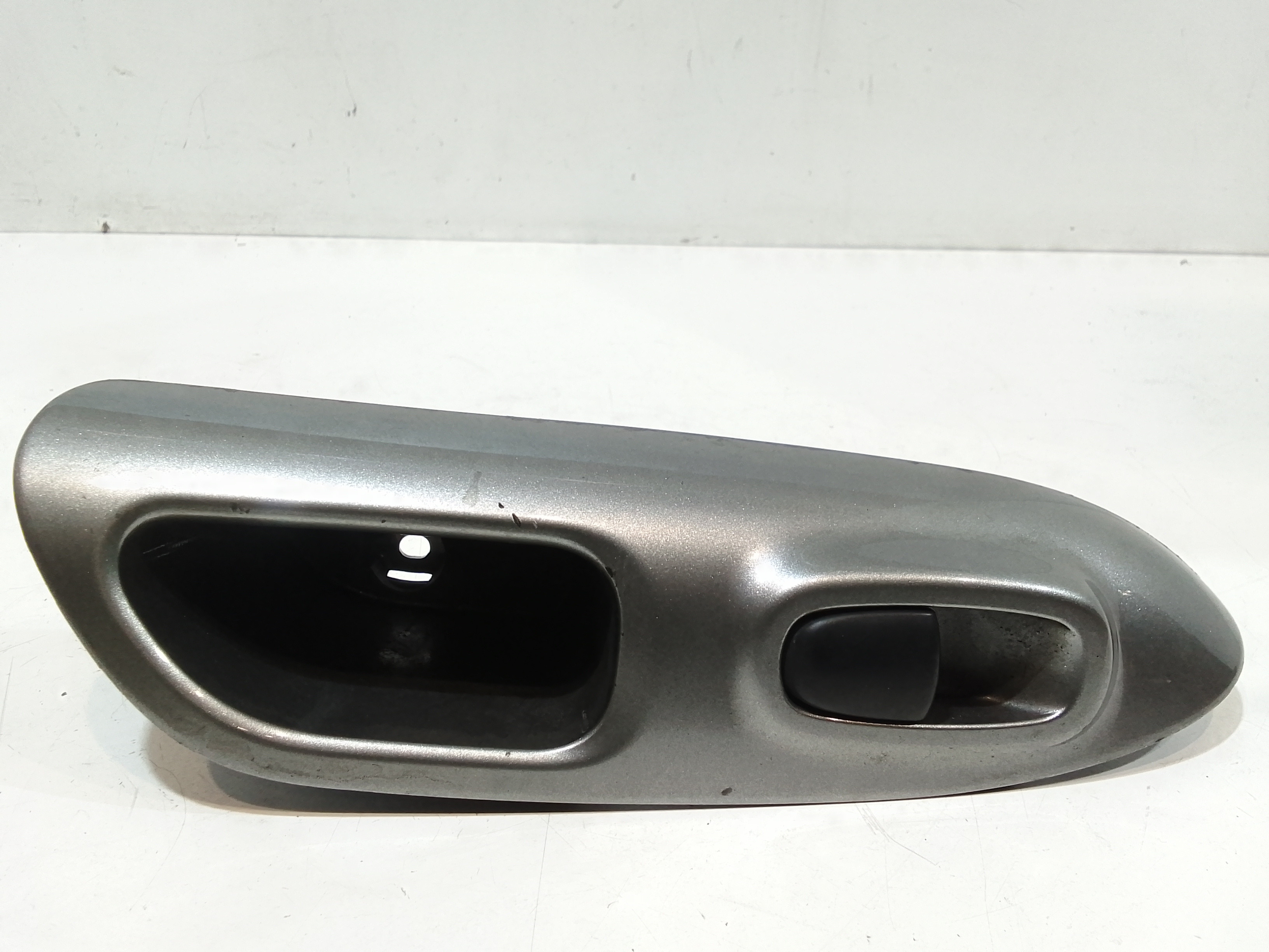 Interruttore Alzacristalli Porta Post. Destro 254111KL5A Usato