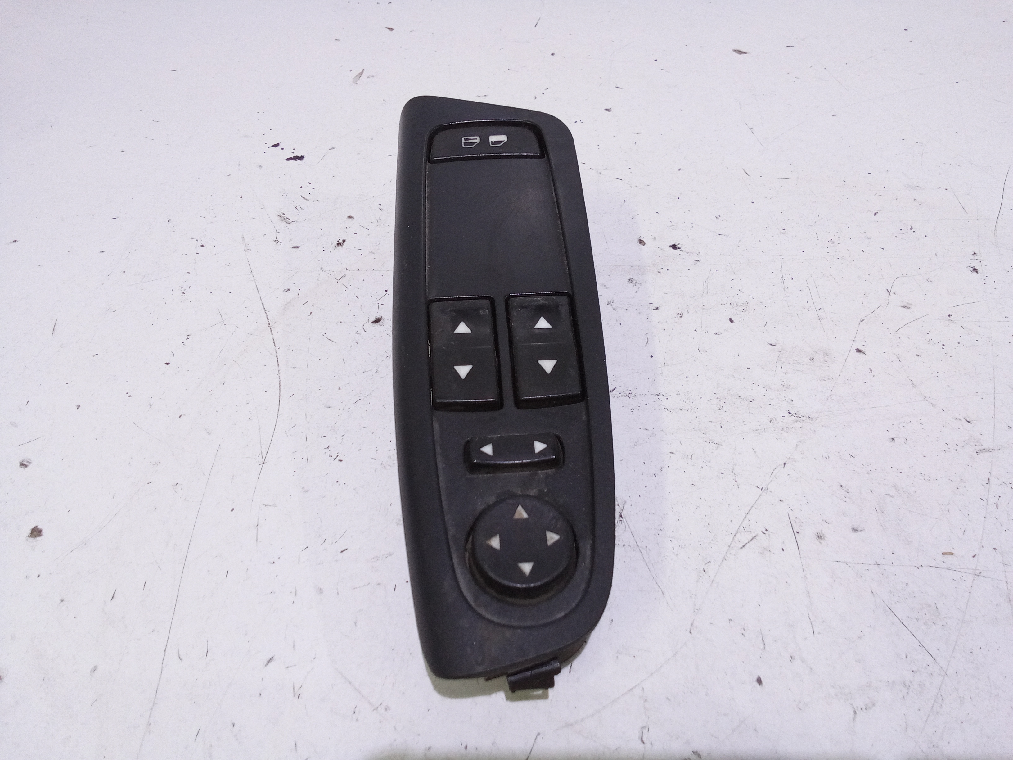 Interruttore Alzacristalli Porta Ant. Sinistro Usato