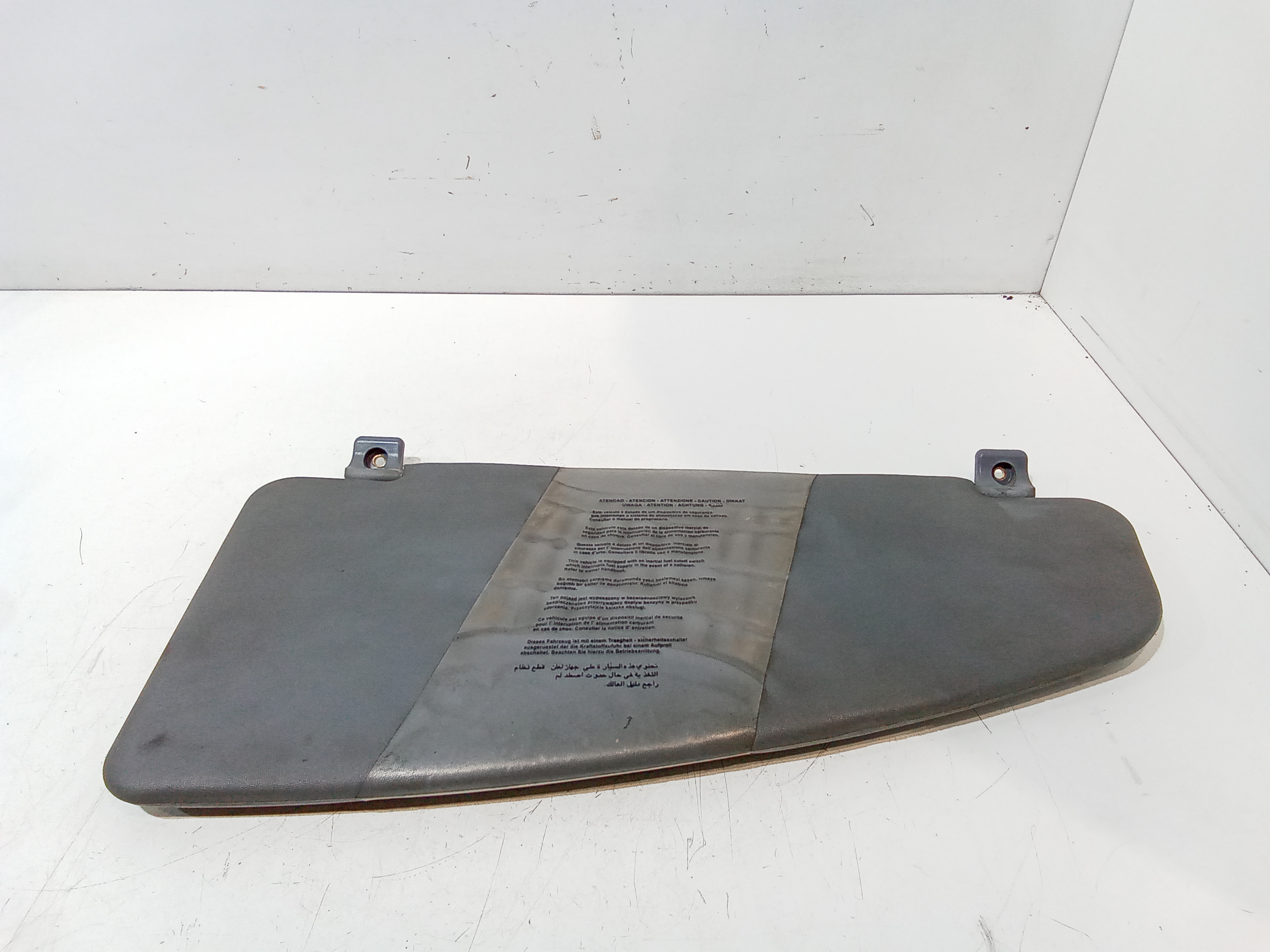 Aletta Parasole Parabrezza Sinistro 735294018 Usato