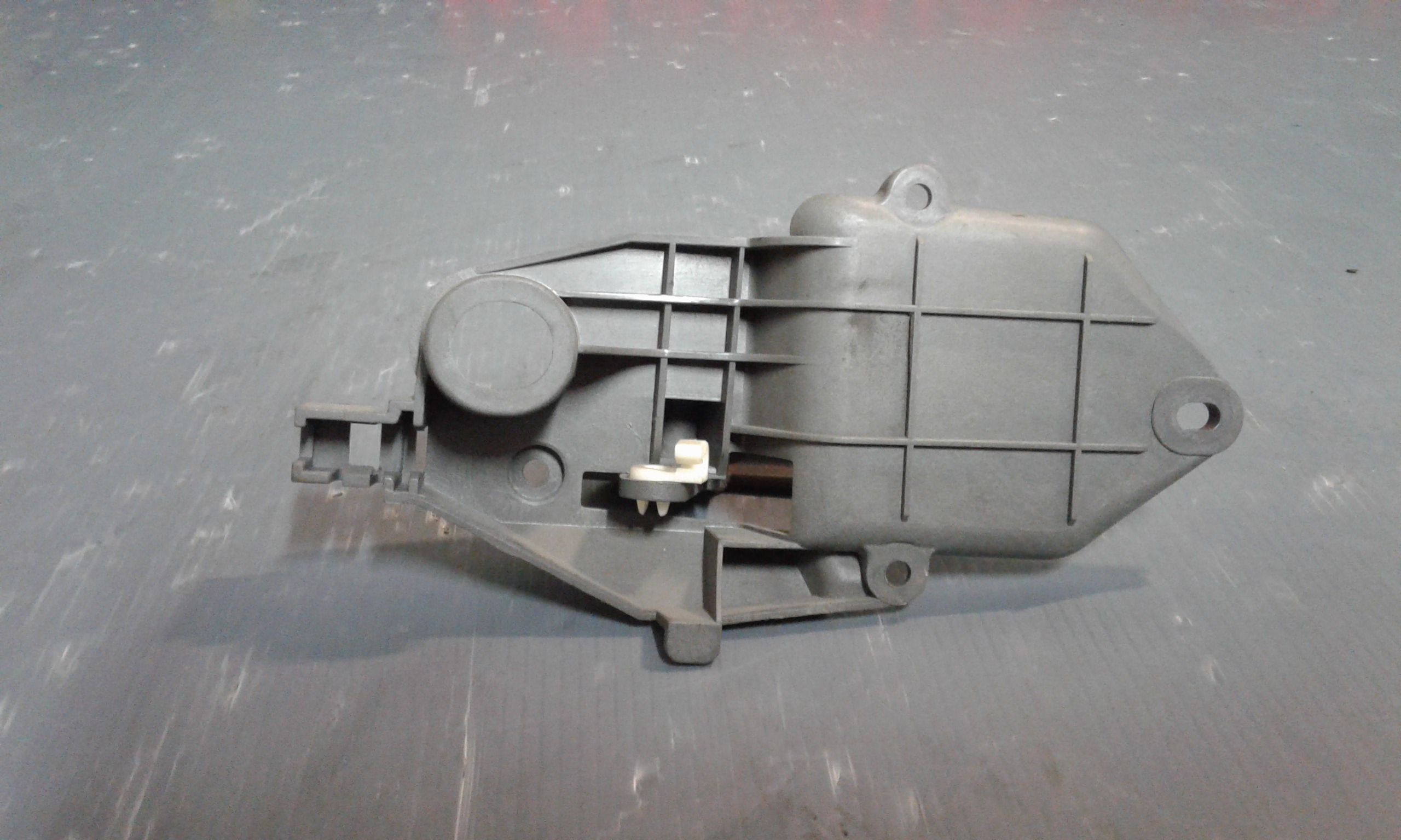 Maniglia Int. Apertura Porta Ant. Destro Usato