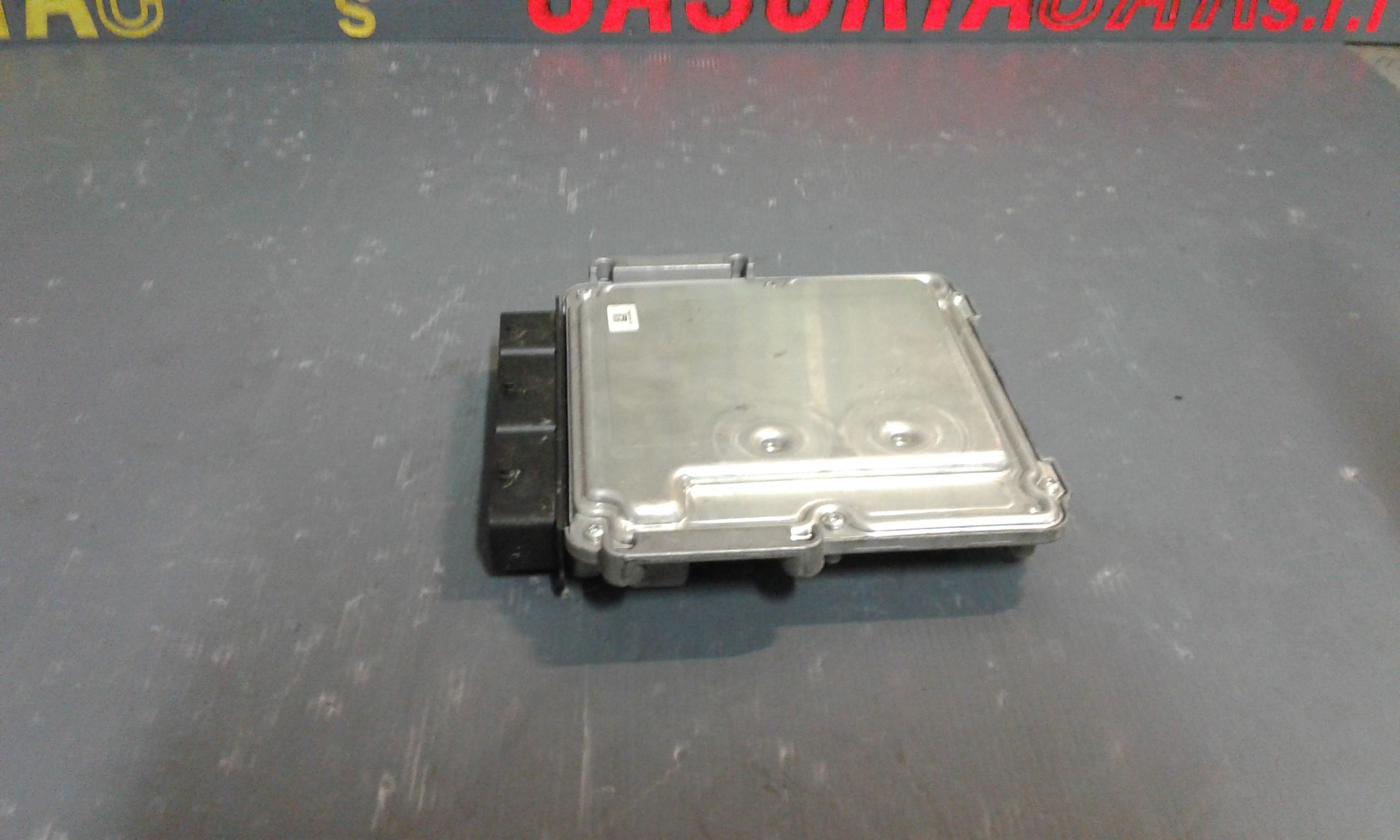 Centralina Iniezione 237103606R Usato