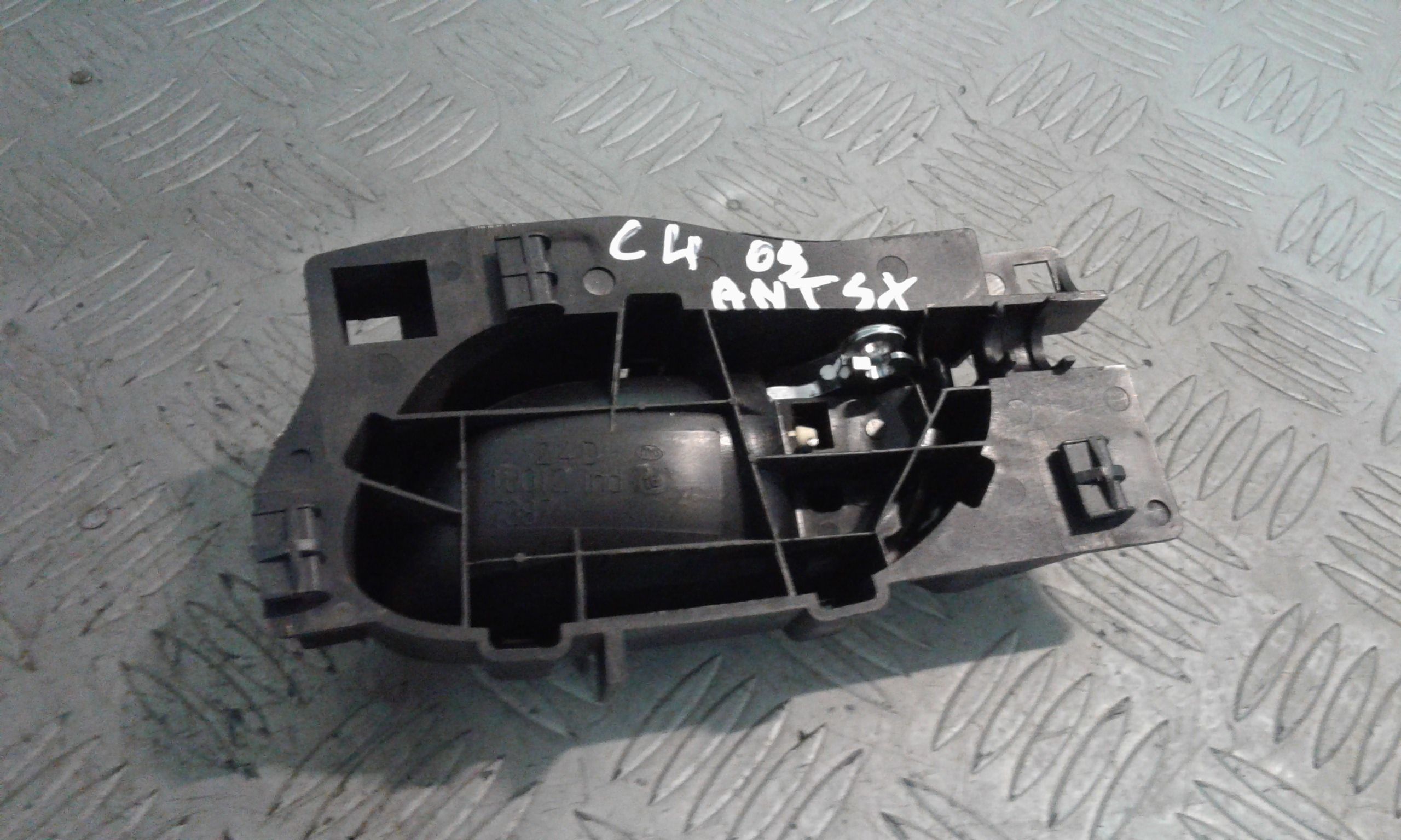 Maniglia Int. Apertura Porta Ant. Sinistro 9143J9 Usato