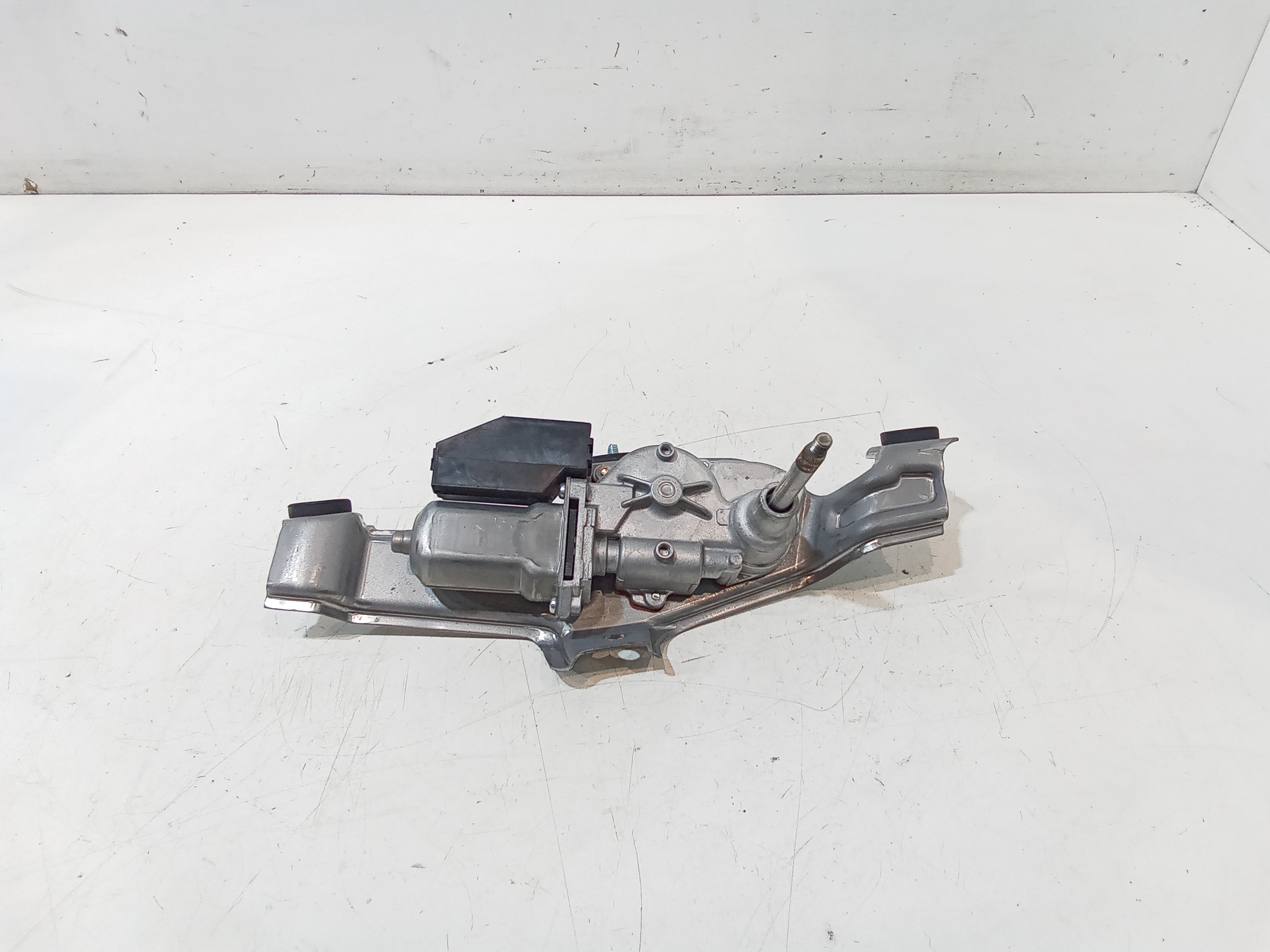 Motorino Tergilunotto 85130F4010 Usato