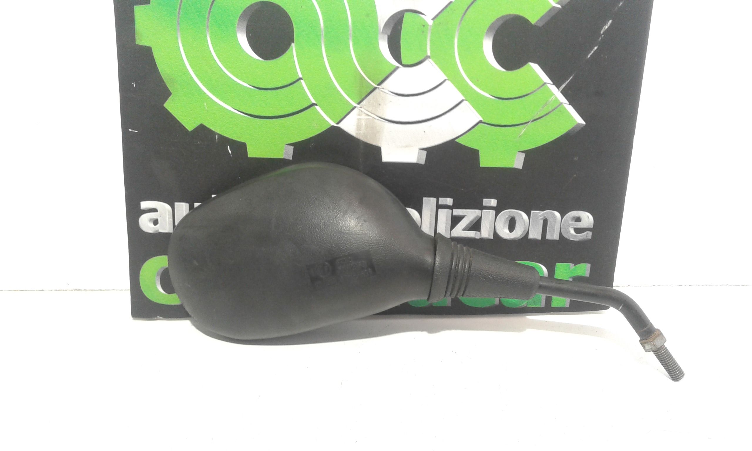 Retrovisore Est. Destro Usato