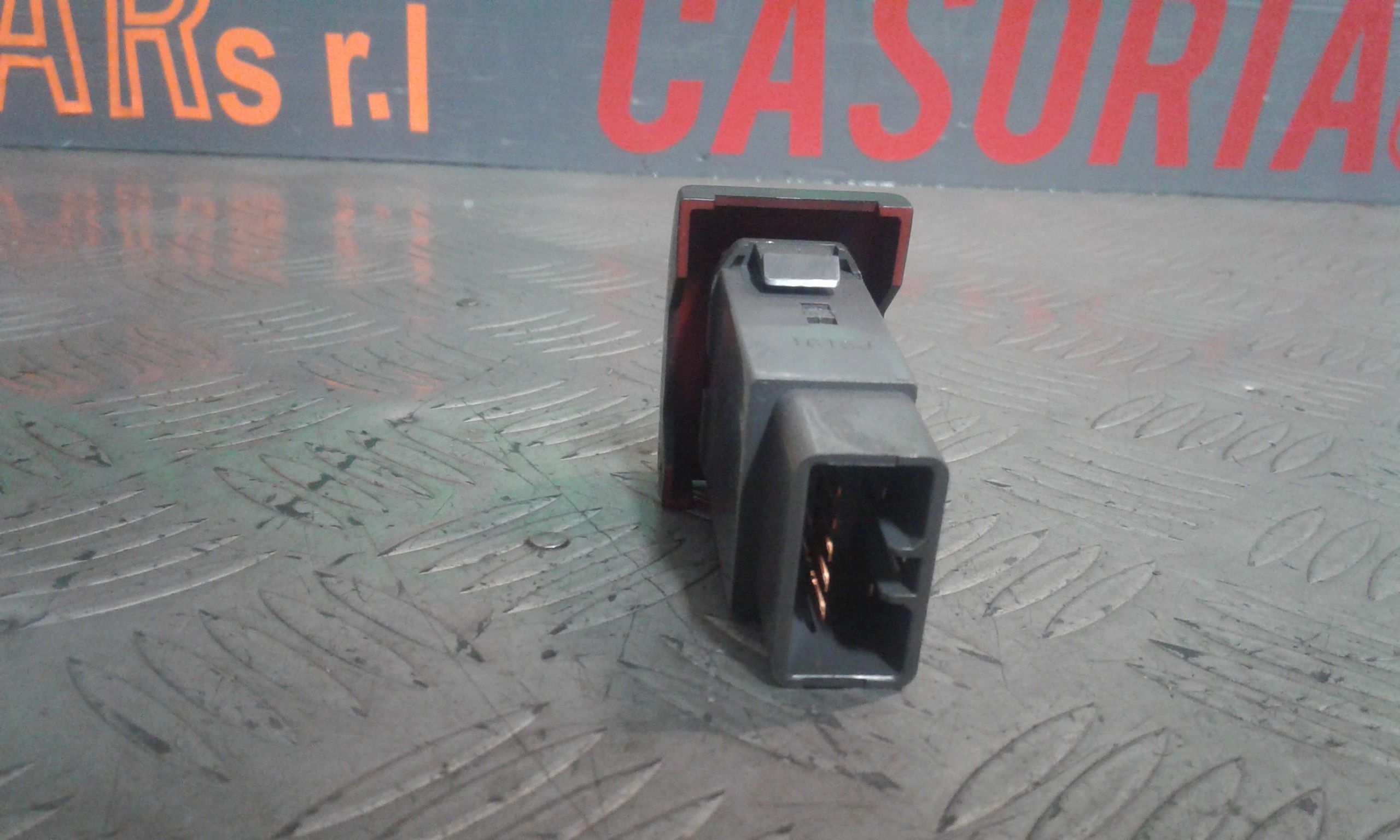 Interruttore Luci Emergenza Usato