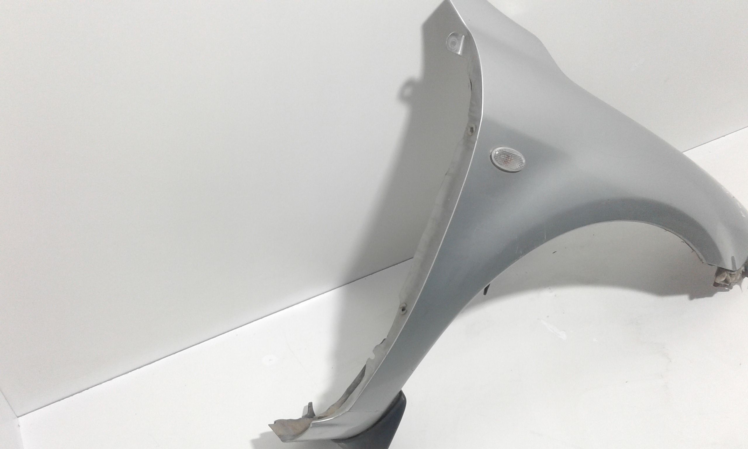 Parafango Ant. Destro GJ6A52111E Usato