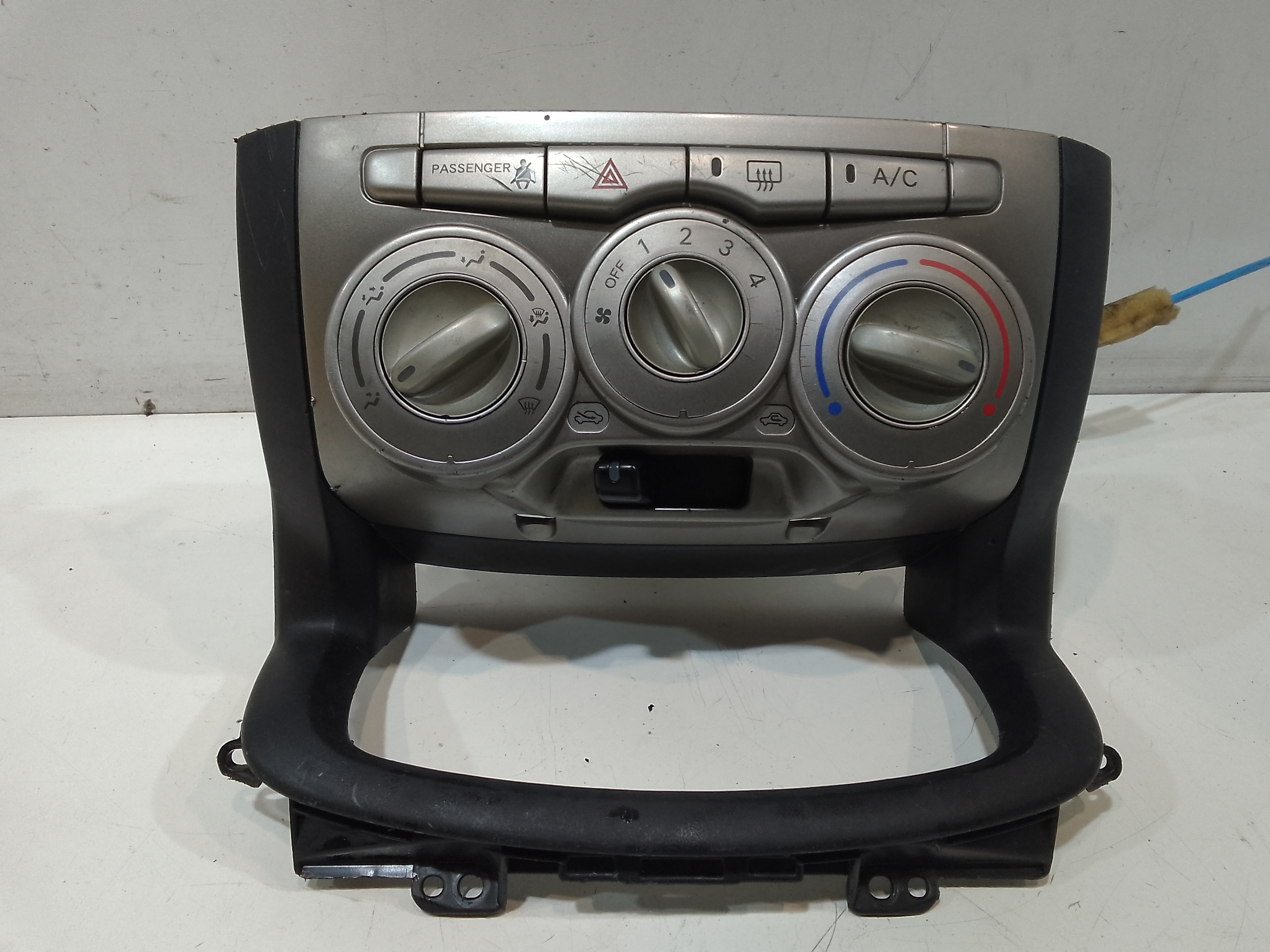 Blocco Comando Climatizzazione 55902B1020 Usato