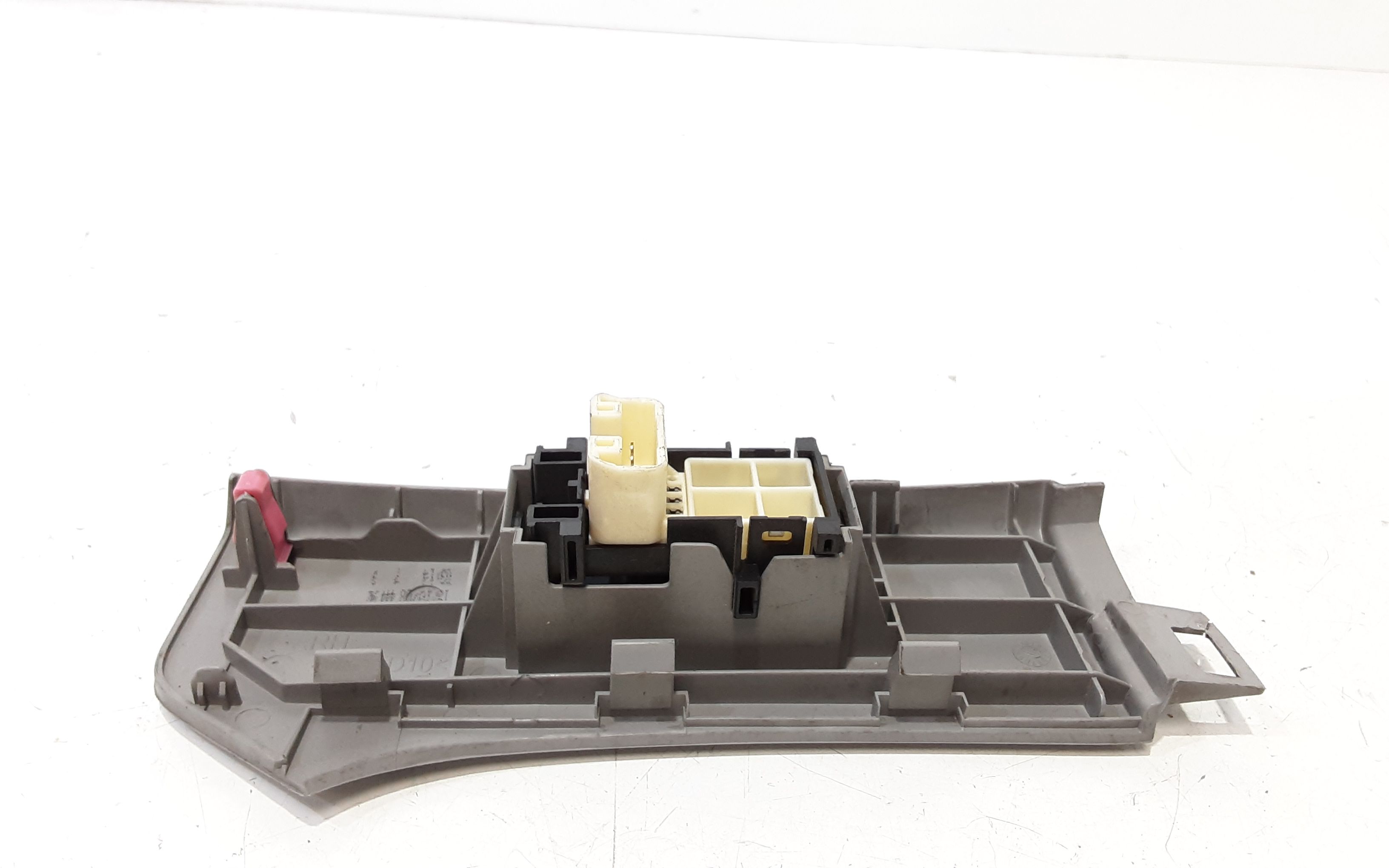 Interruttore Alzacristalli Porta Ant. Destro Usato