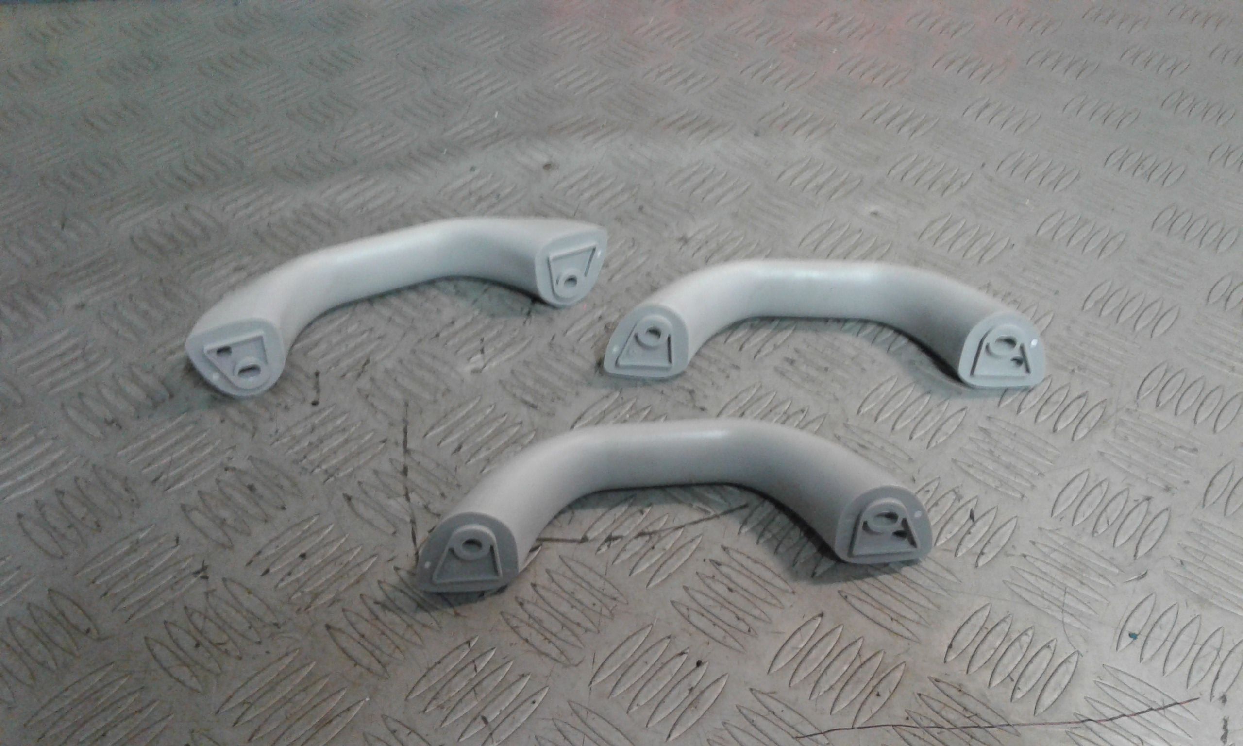 Maniglia Int. Tetto 742060134 Usato