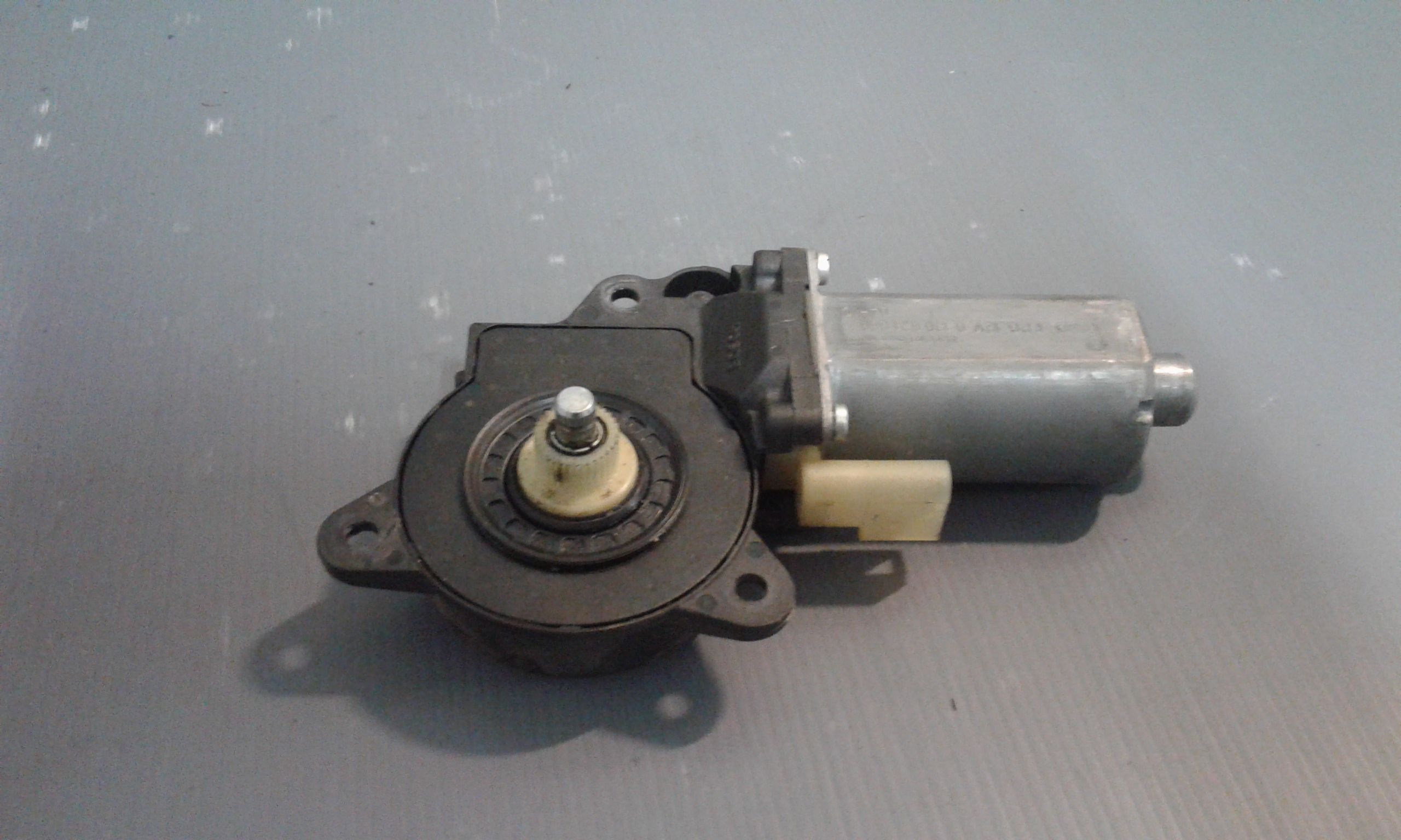 Motorino Alzacristallo Porta Ant. Destro 1205750 Usato