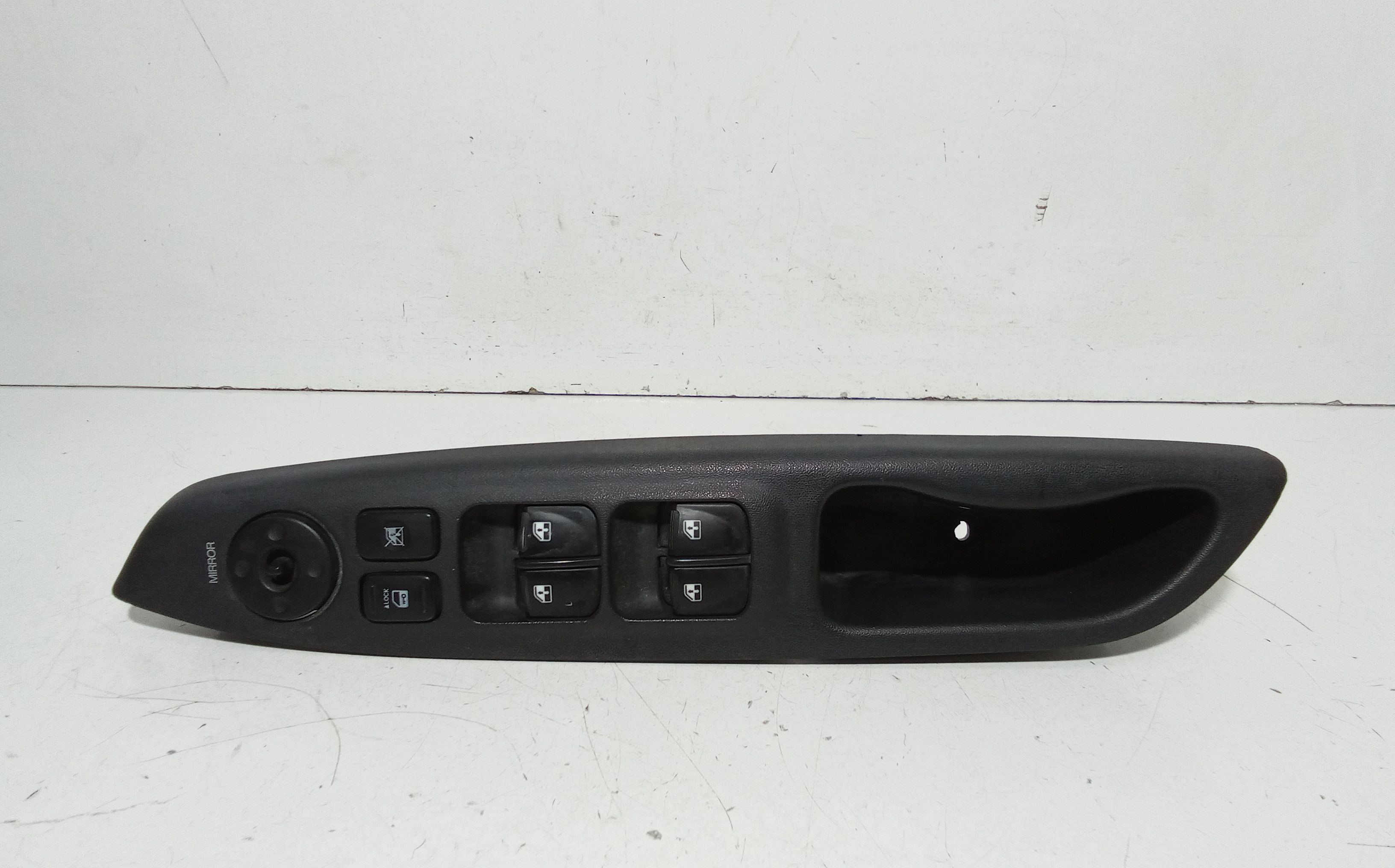 Interruttore Alzacristalli Porta Ant. Sinistro Usato