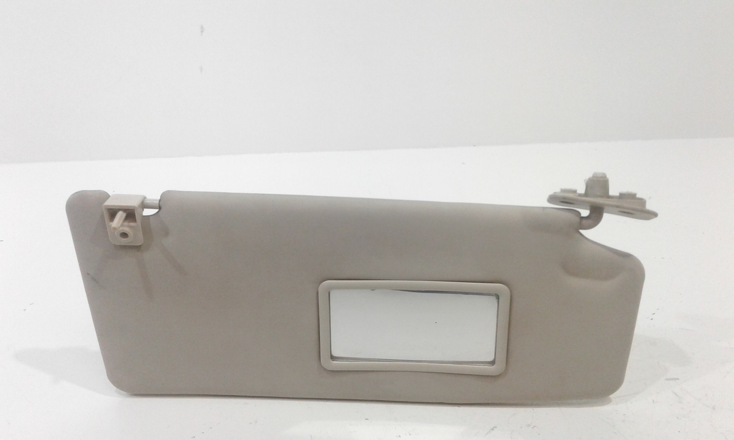 Aletta Parasole Parabrezza Destro 719701635 Usato